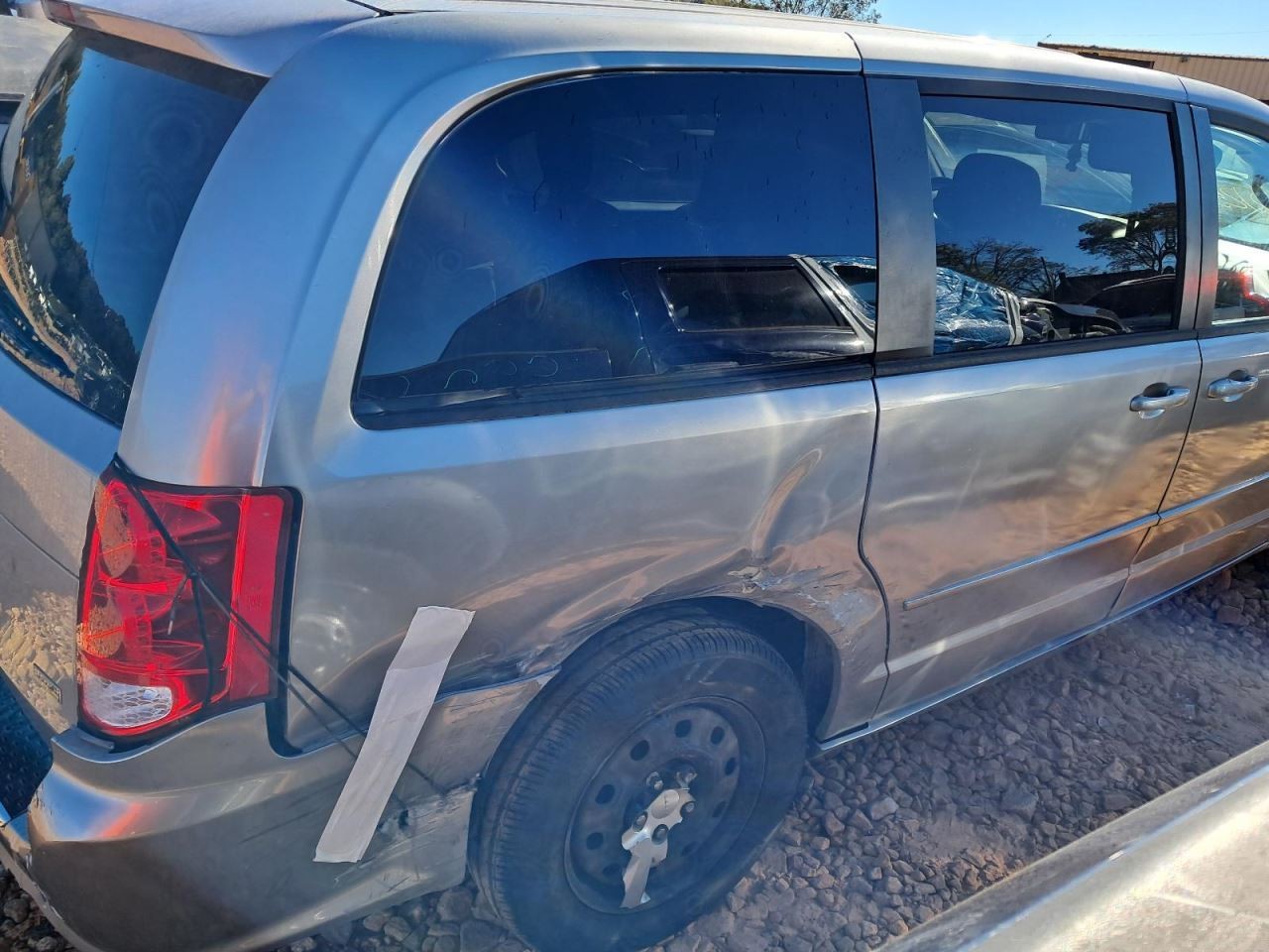 CARAVAN 2015 Glove Box 4826509
