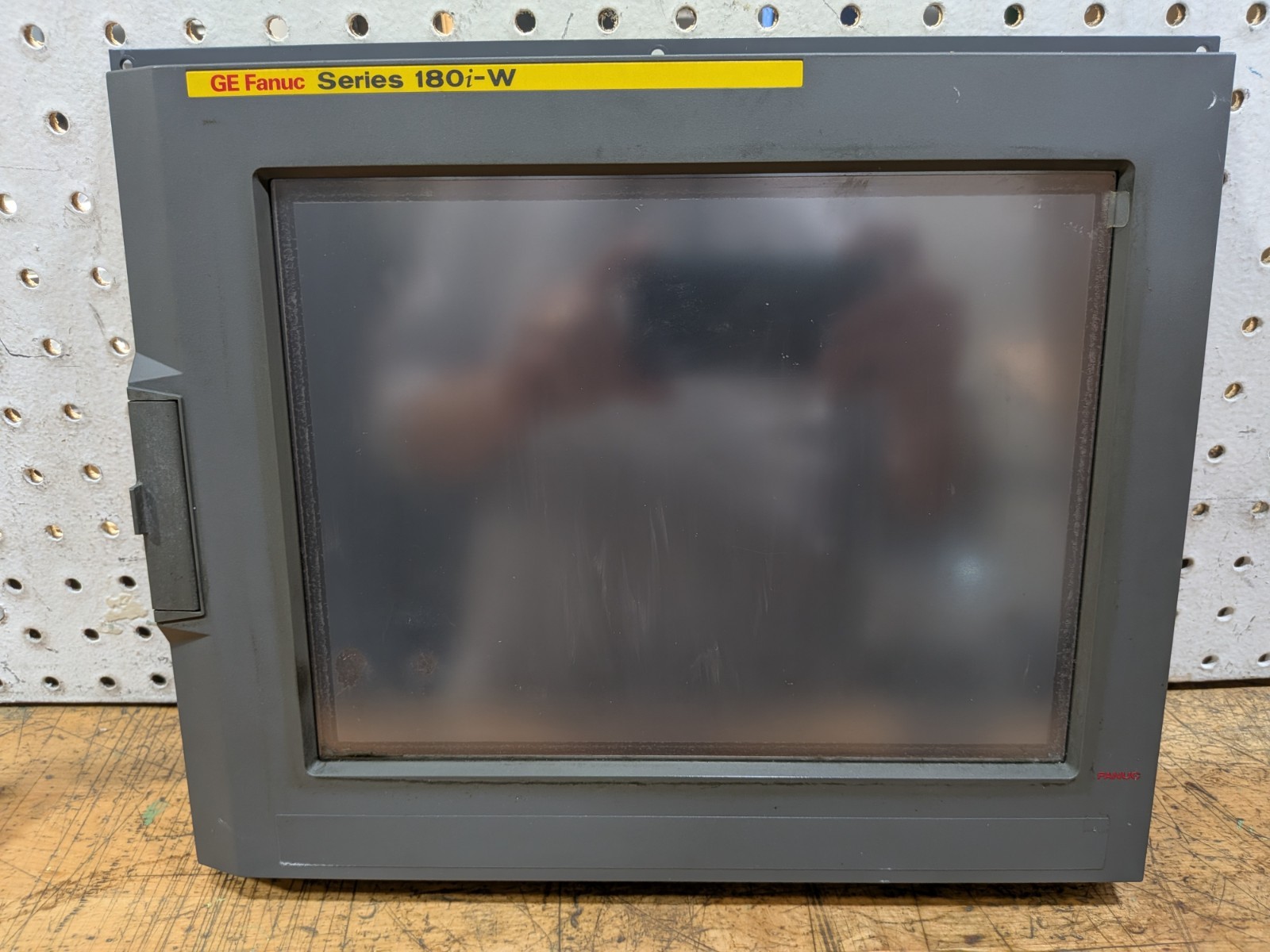 FANUC A08B-0082-D043 CNC Display Unit