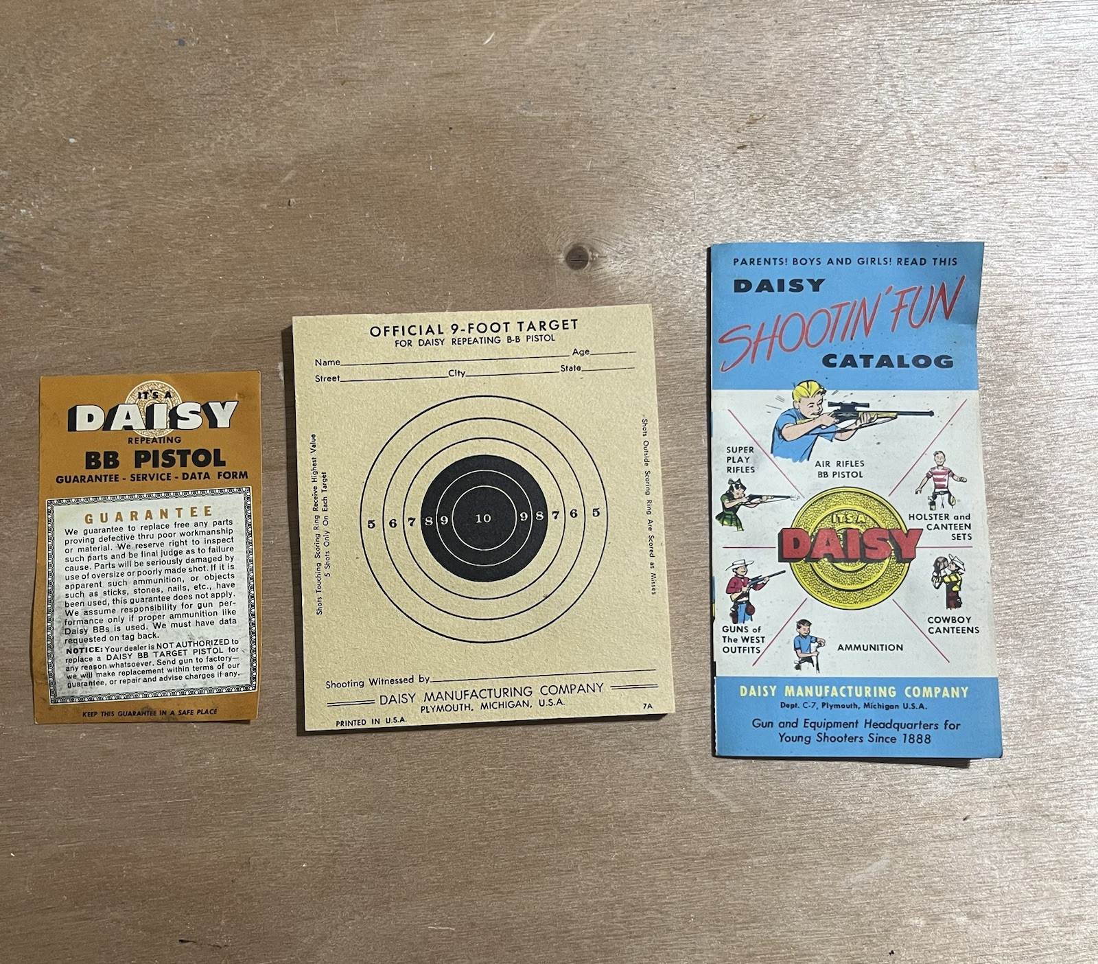 Vintage Daisy Model 177 Bulls Eye BB Target Pistol