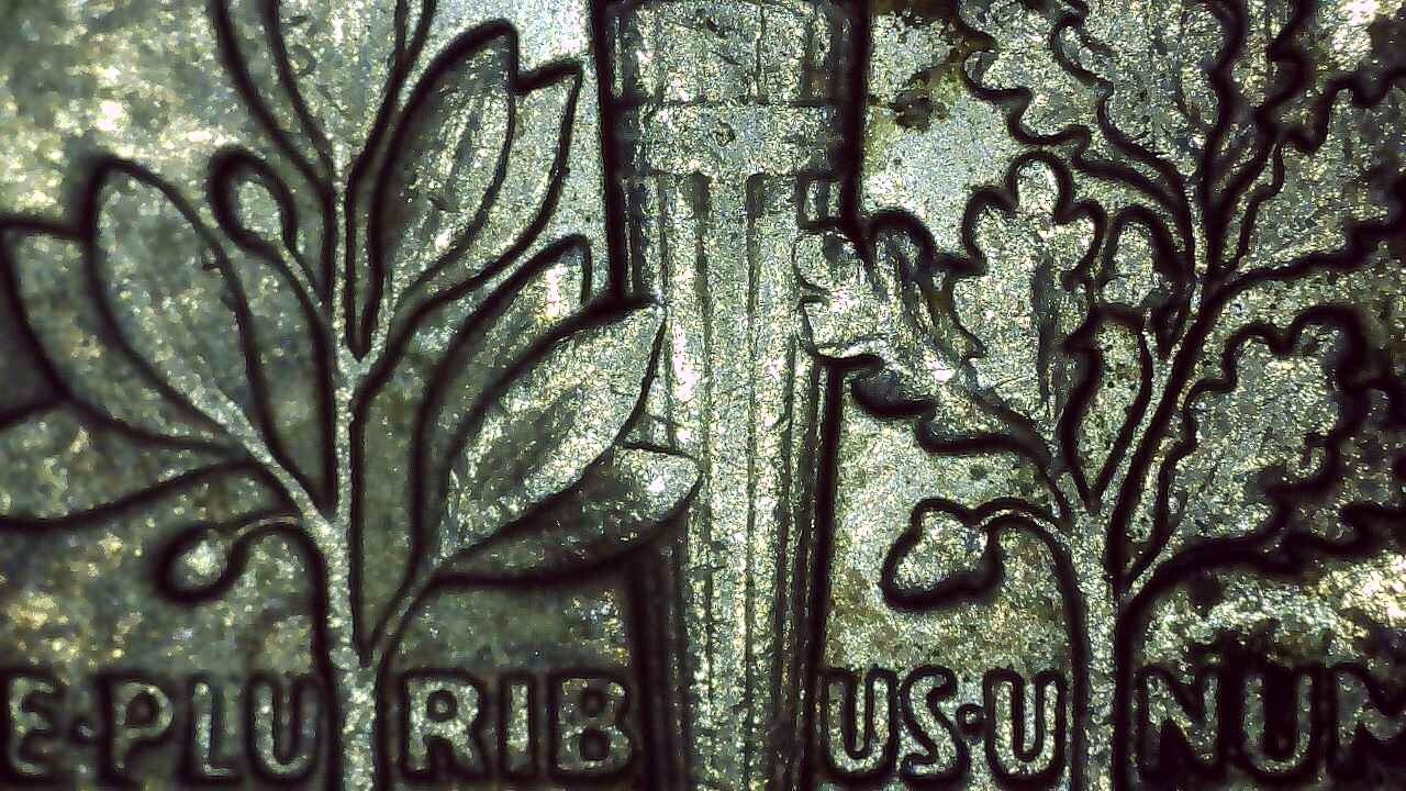 1999 P Dime error collar clash