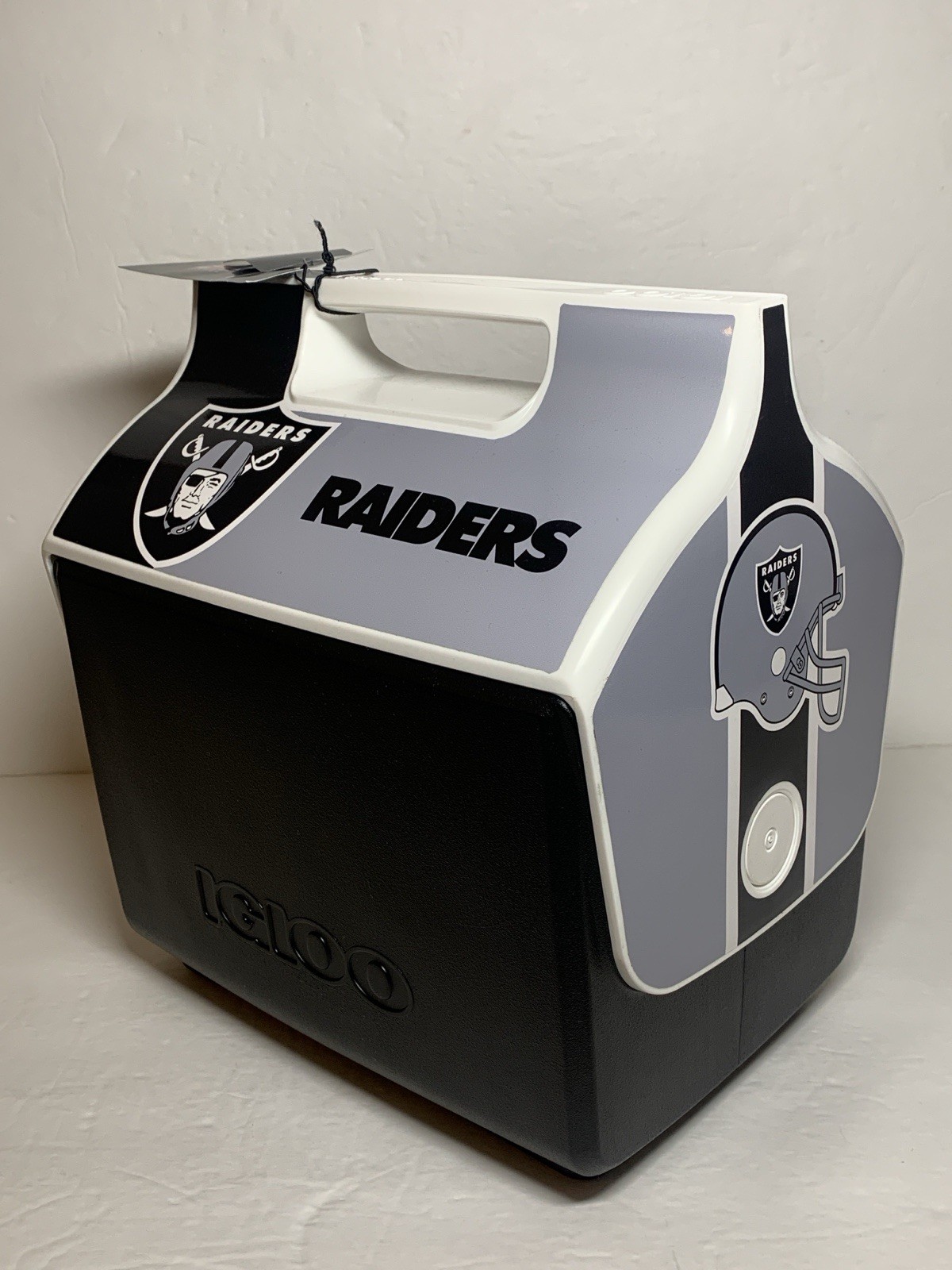 NFL Raiders Cooler Igloo 9 Cans Playmate Black Silver New