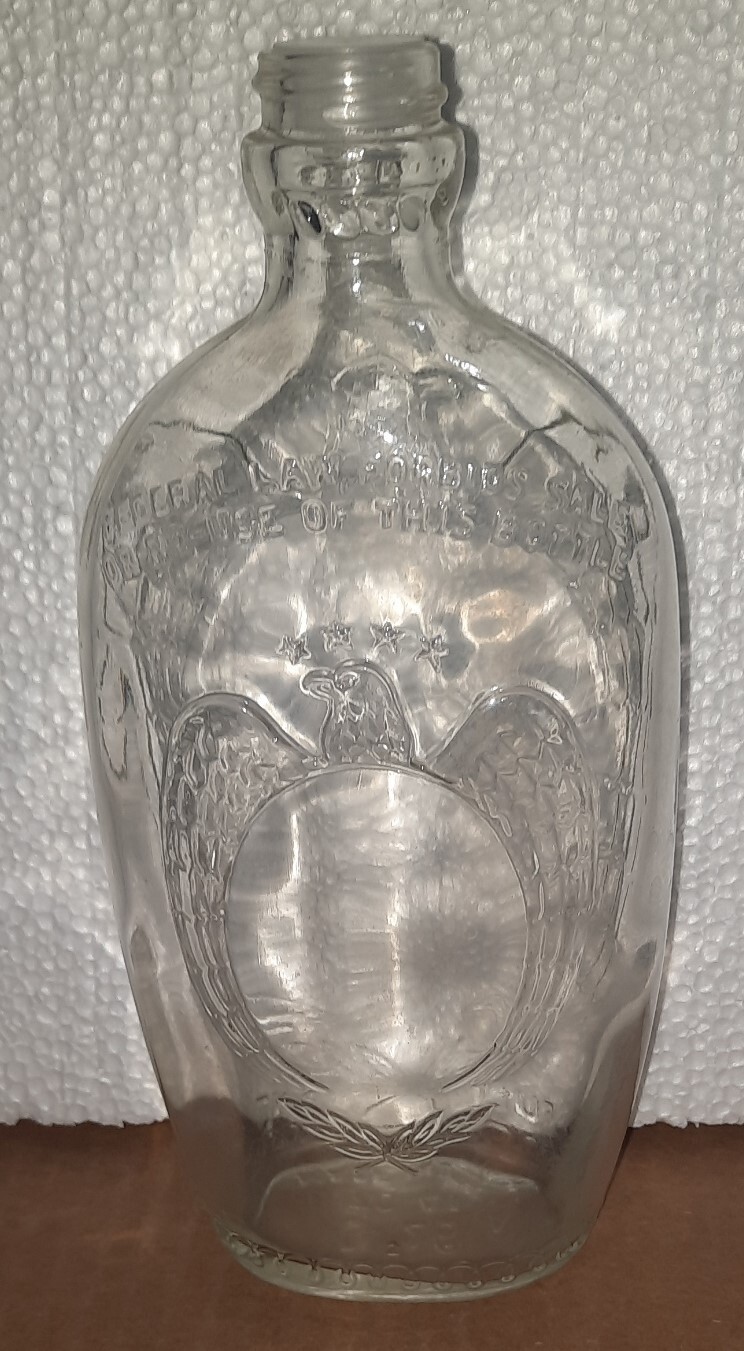 Bottle / Flask Full Pint Owens Illinois Liquor Bottle American Eagle D 126