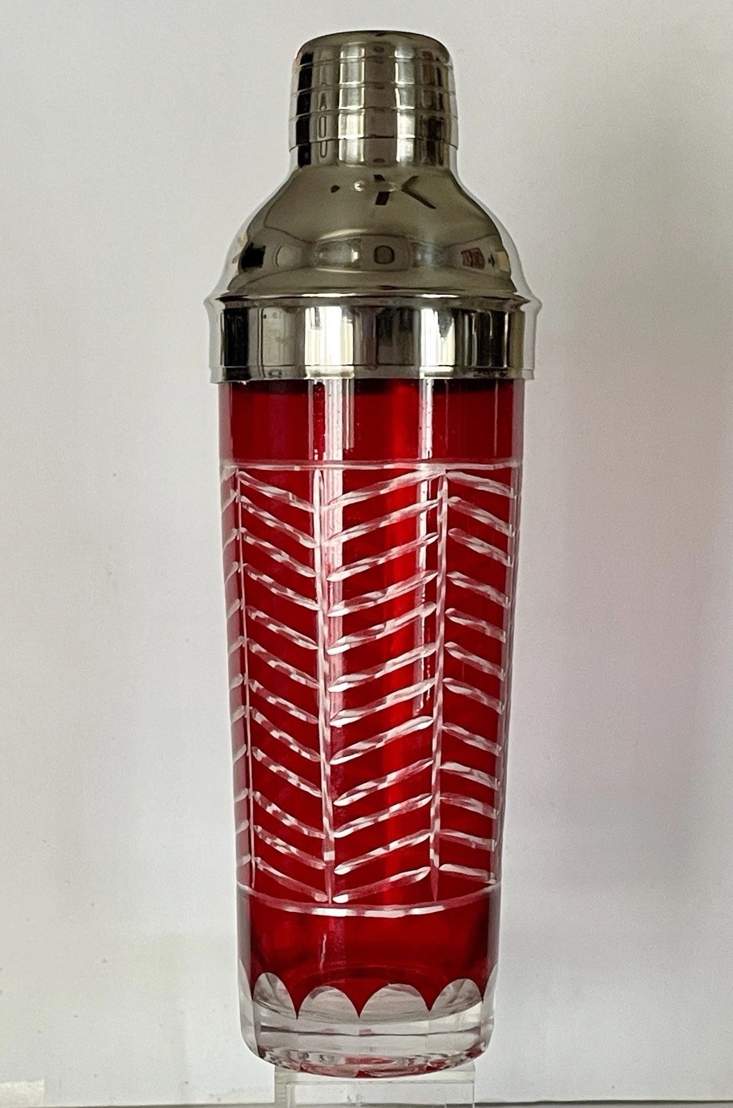 VTG MCM RED CUT-TO-CLEAR COCKTAIL/MARTINI SHAKER CHROME LID W/ BUILT-IN STRAINER