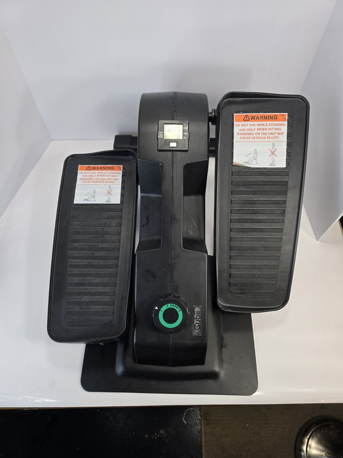 Cubii Compact Seated Under Desk Elliptical F3A2 Built in Display Monitor Green