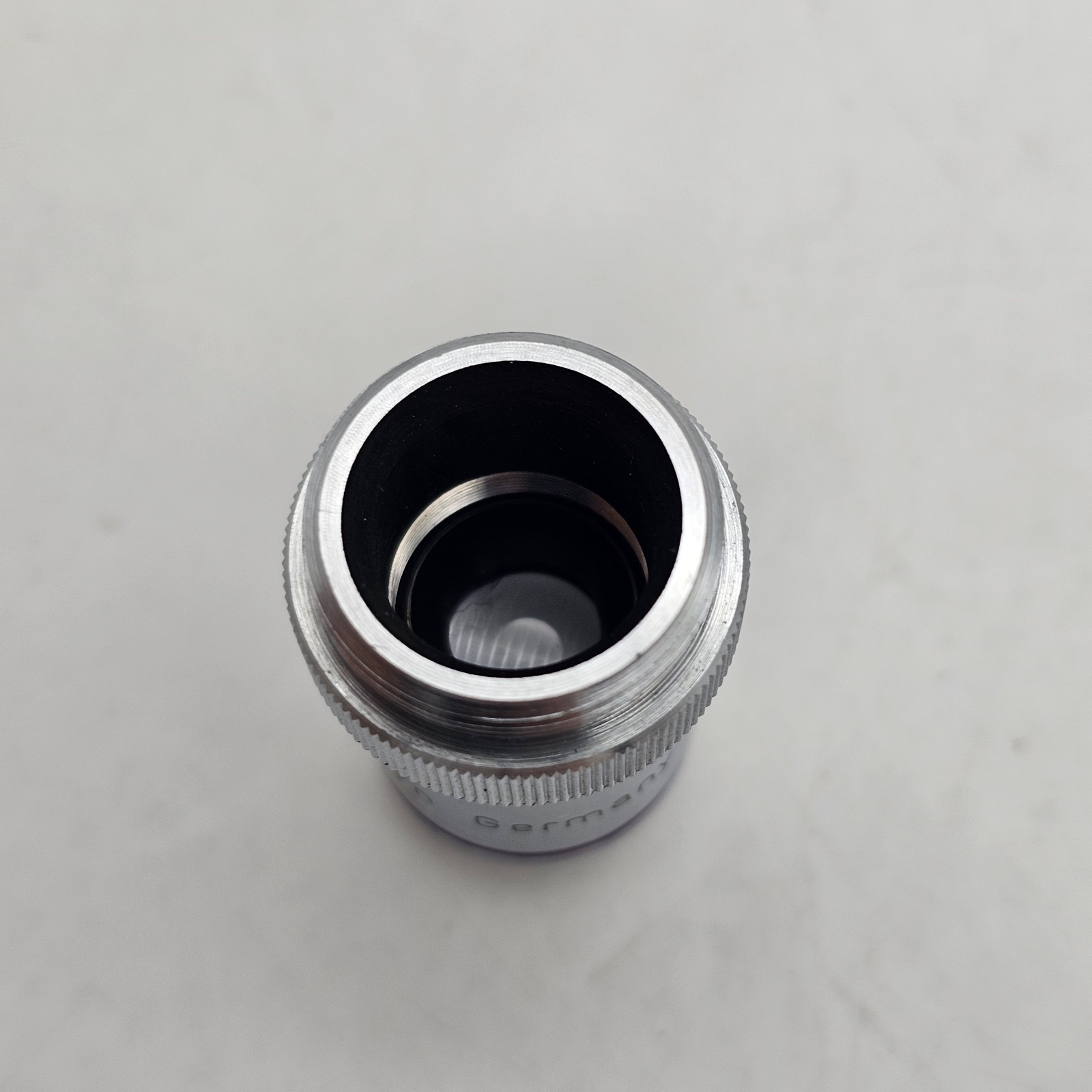 Rolyn-RAU 10:1 N.A. 0.30 Microscope Objective Lens Germany