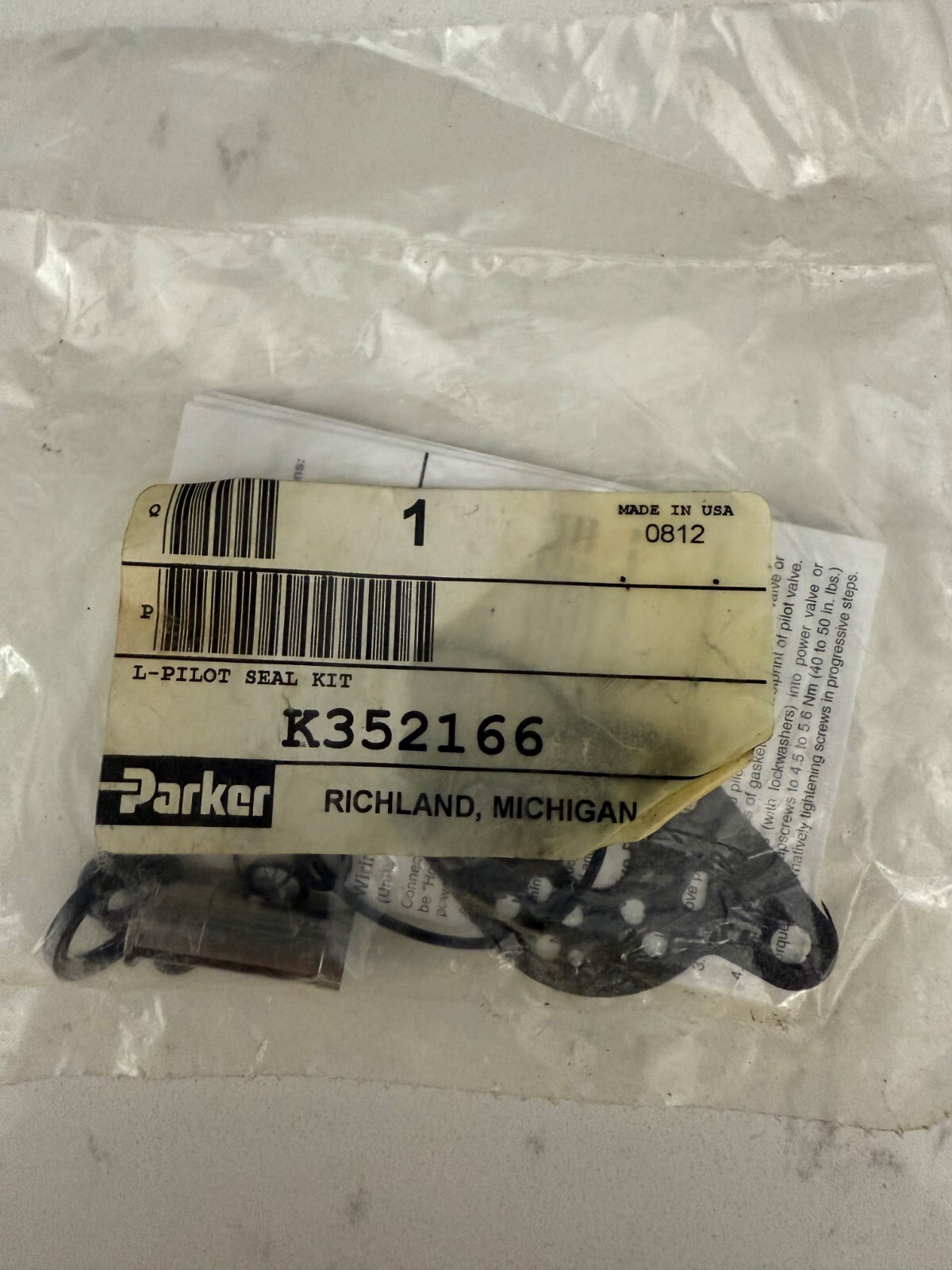 NEW SEALED Parker K352166 L-Pilot Valve Service Kit