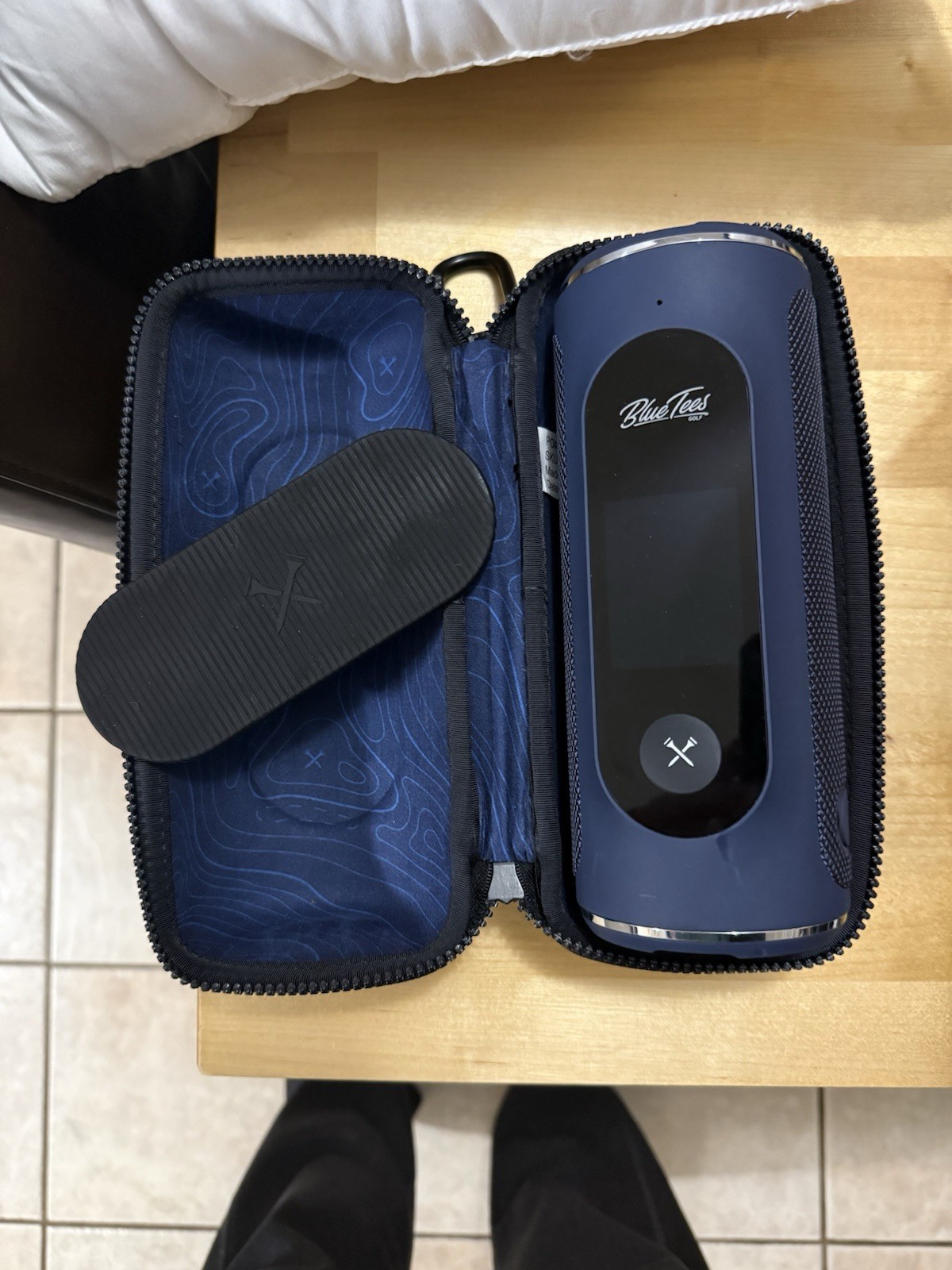 Used Blue Tees Player+ Navy Blue. Comes with Hard Shell Case And MagHub