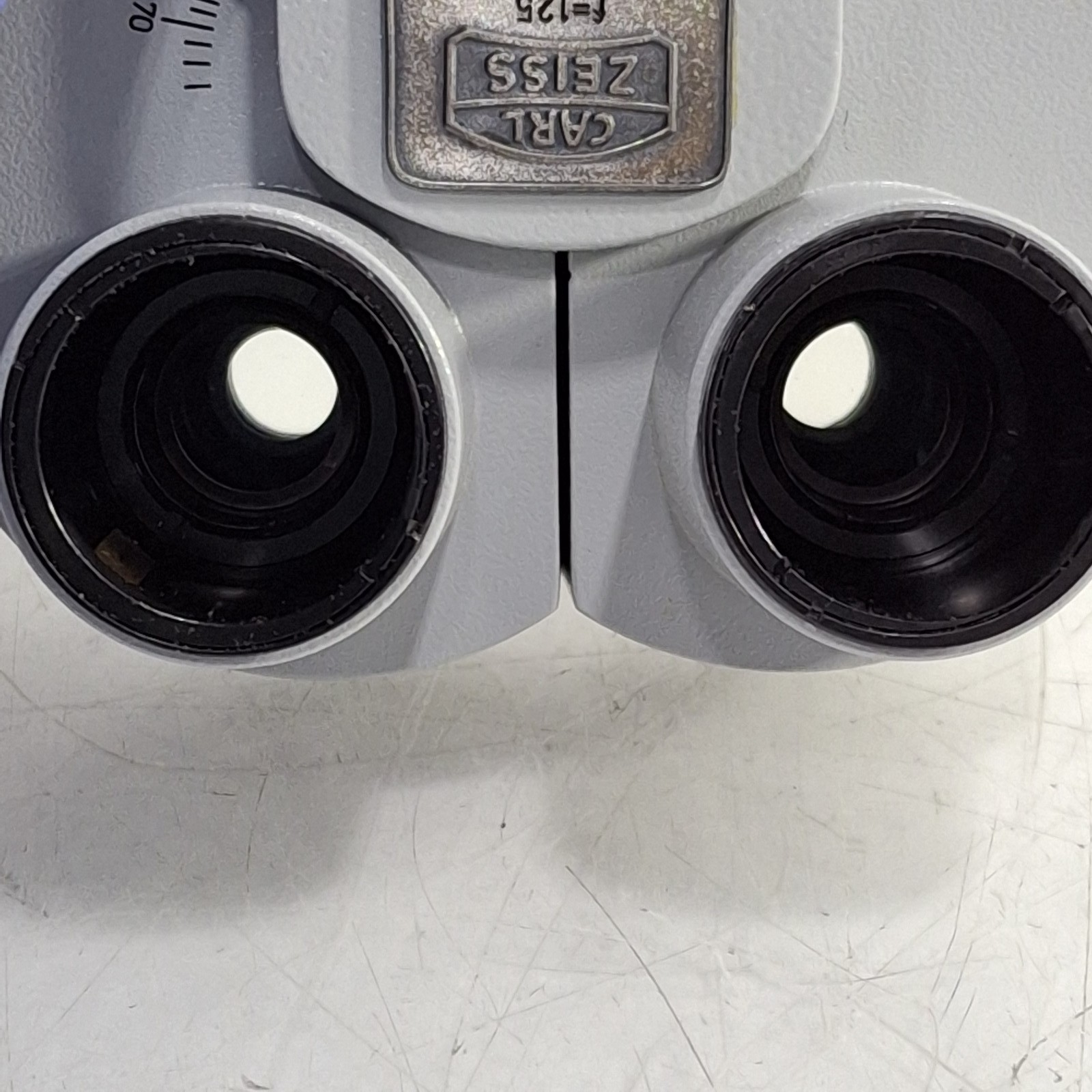 Carl Zeiss F 125 Optics