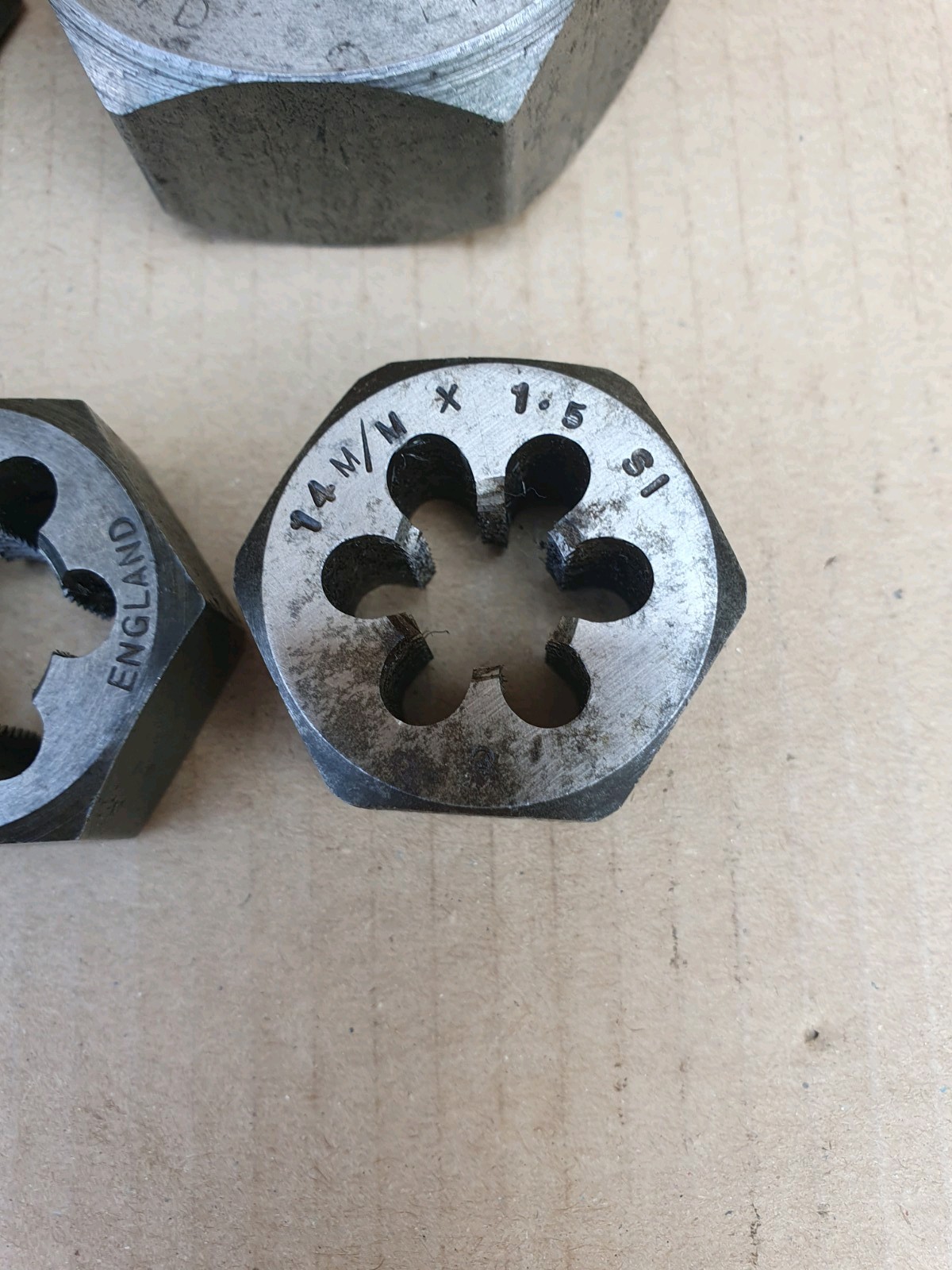 Vintage Hexagonal Rethreading Dies Imperial Measurements