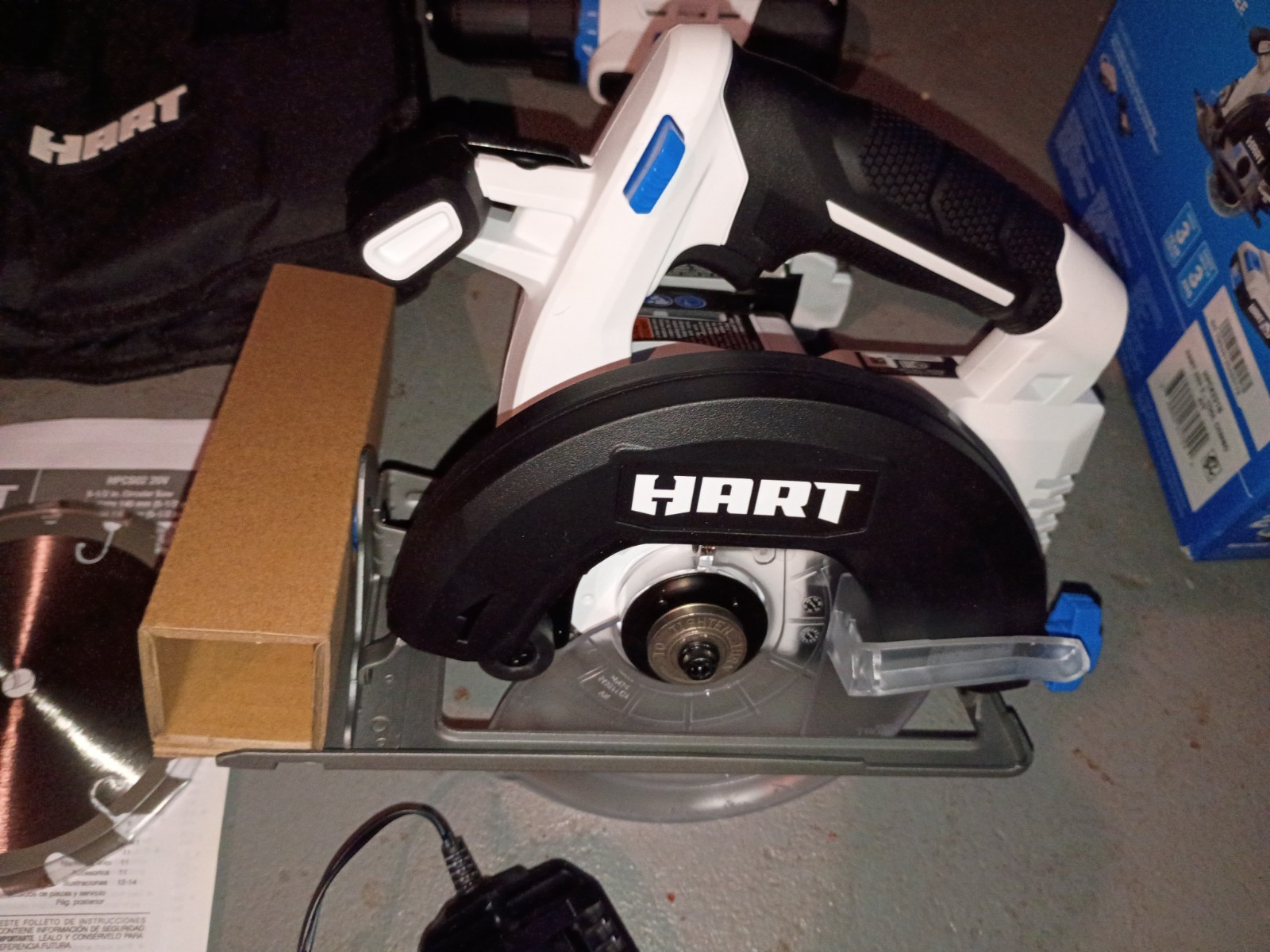 Hart 20v 2 Tool Combo Kit
