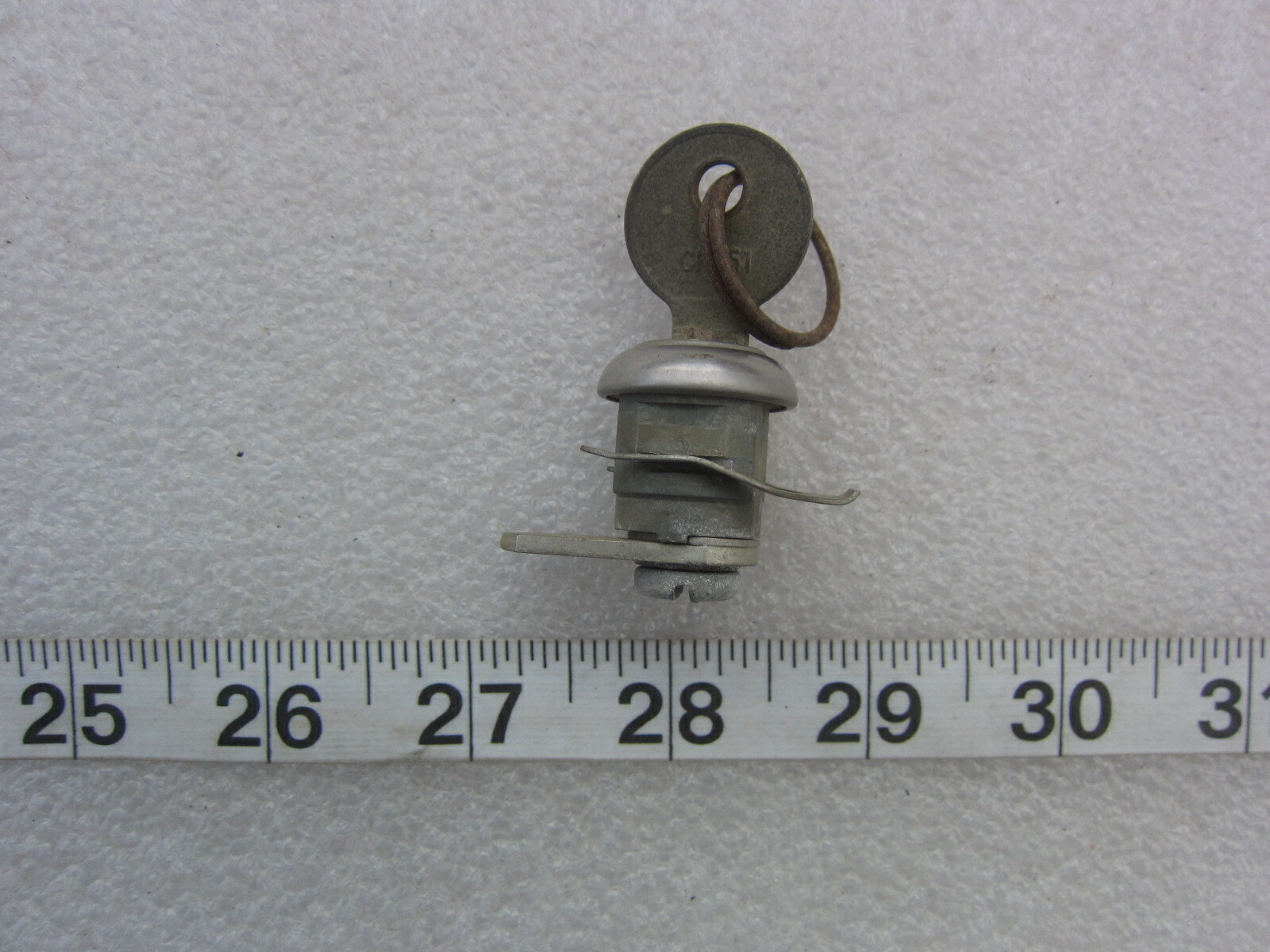 Hoffmann Wiegmann EDI Slotted Screwdriver Cam Panel Lock, Used