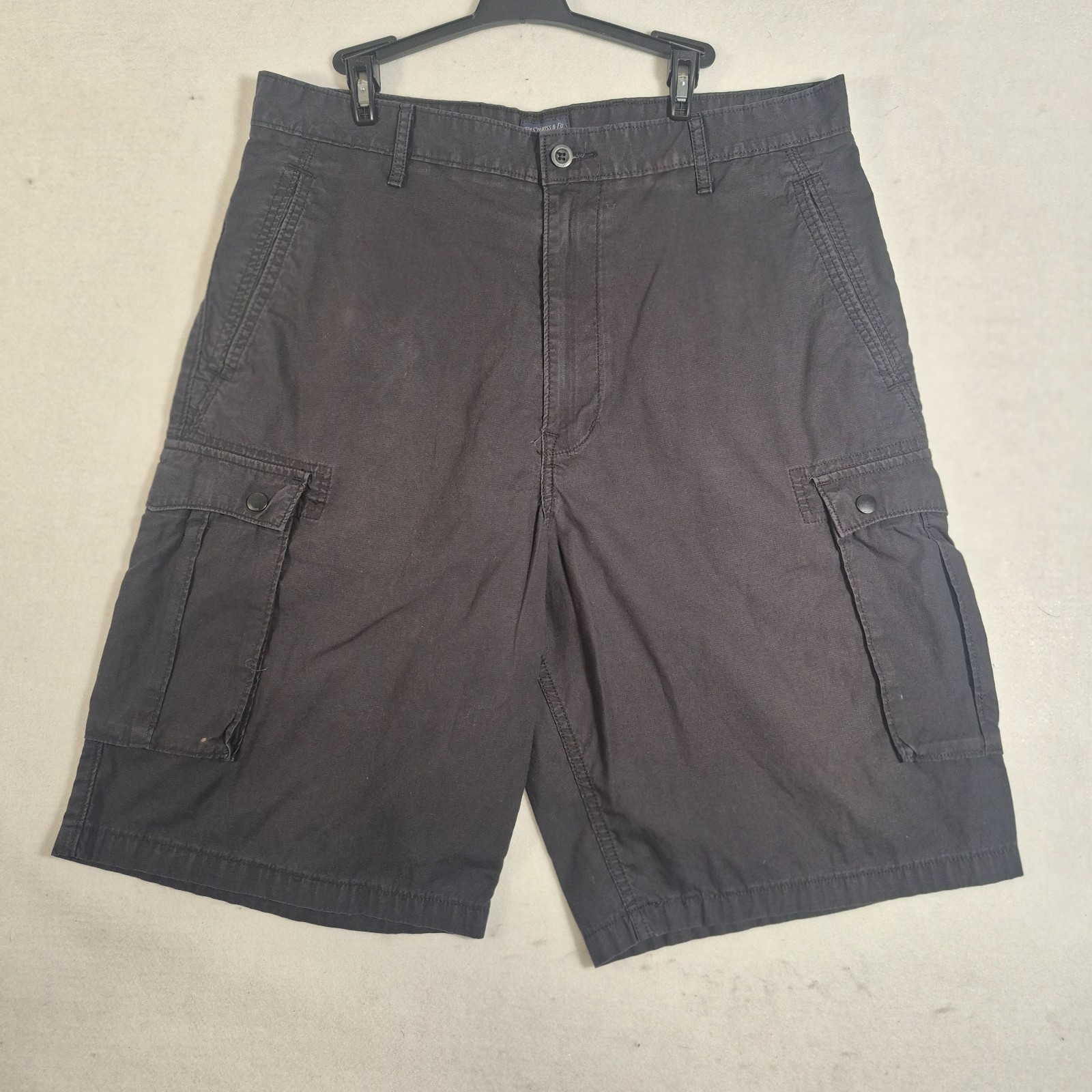 Levi's Shorts Mens 36 Black Cotton Relaxed Fit Carrier Cargo Pockets Utility