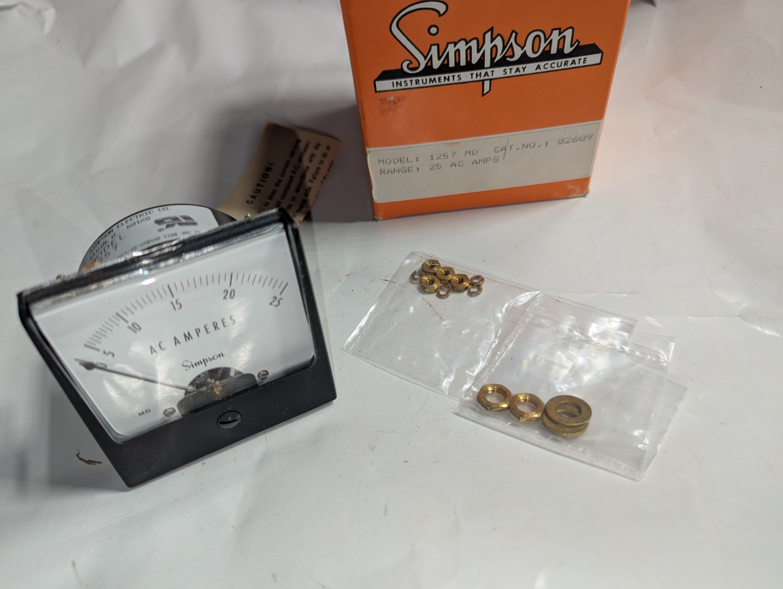 GENUINE SIMPSON ELECTRIC 1257 MD 0-25 AC AMPS 02609 ANALOG PANEL METER