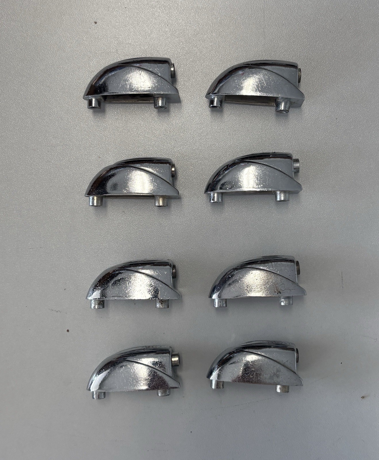 8-Vintage Gretsch Round-Badge Tom Lugs