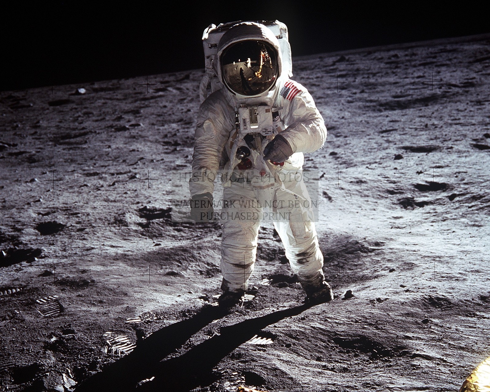 BUZZ ALDRIN APOLLO 11 ASTRONAUT ON THE MOON LANDSCAPE 8X10 NASA PHOTO