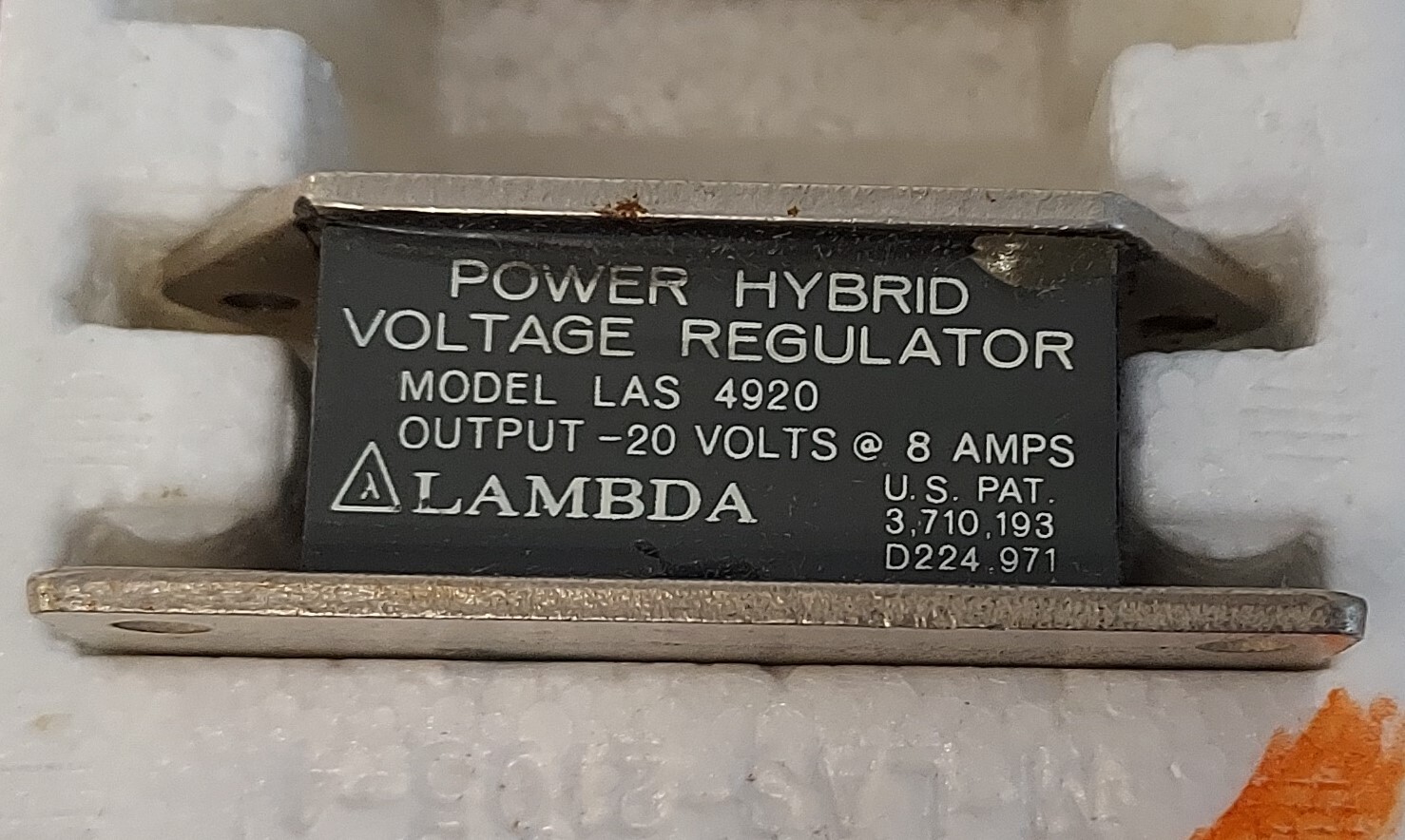 '1 PIECE' - PN# LAS-4920 - LAMBDA - REGULATOR, VOLTAGE