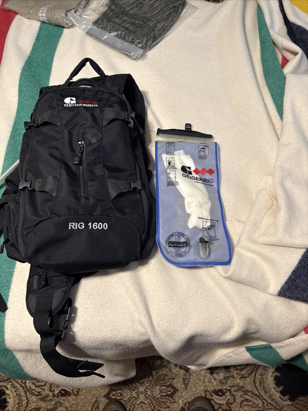 GEIGERRIG RIG 1600 Filtration Hydration Pack Black Backpack Hiking Camping
