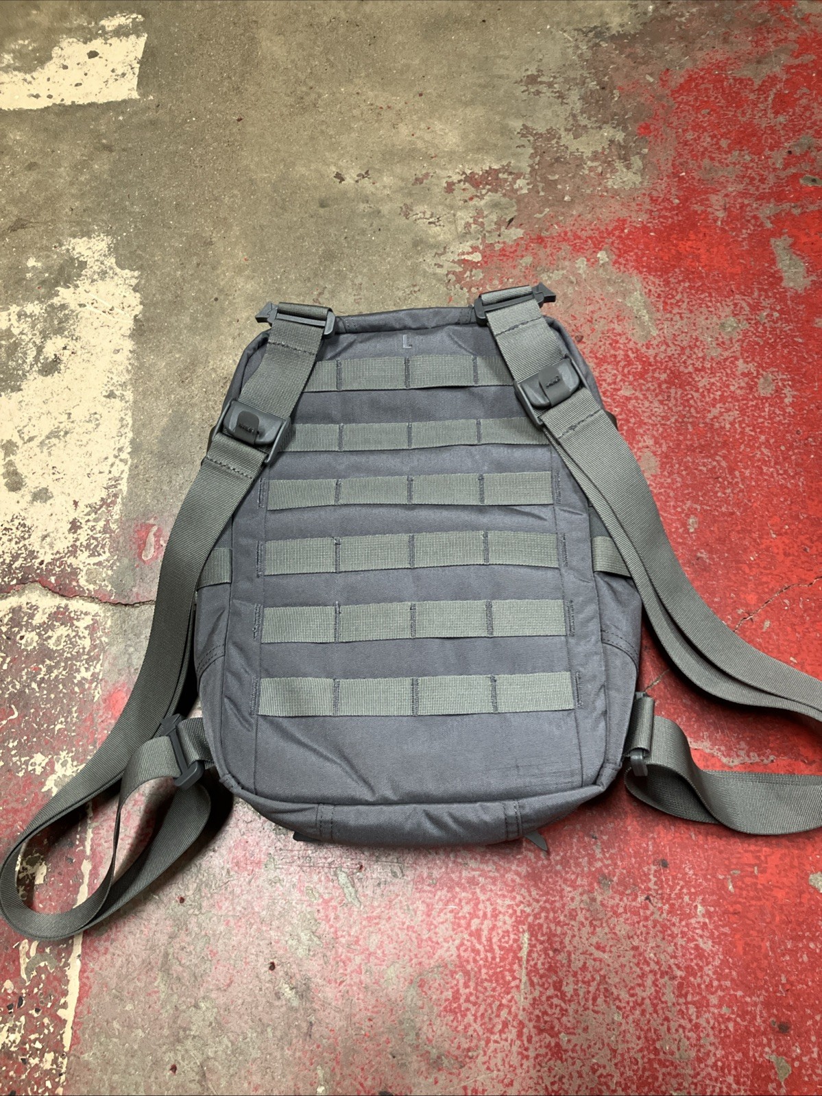 VANQUEST FATPACK-PRO LARGE MEDICAL BAG-WOLF GREY