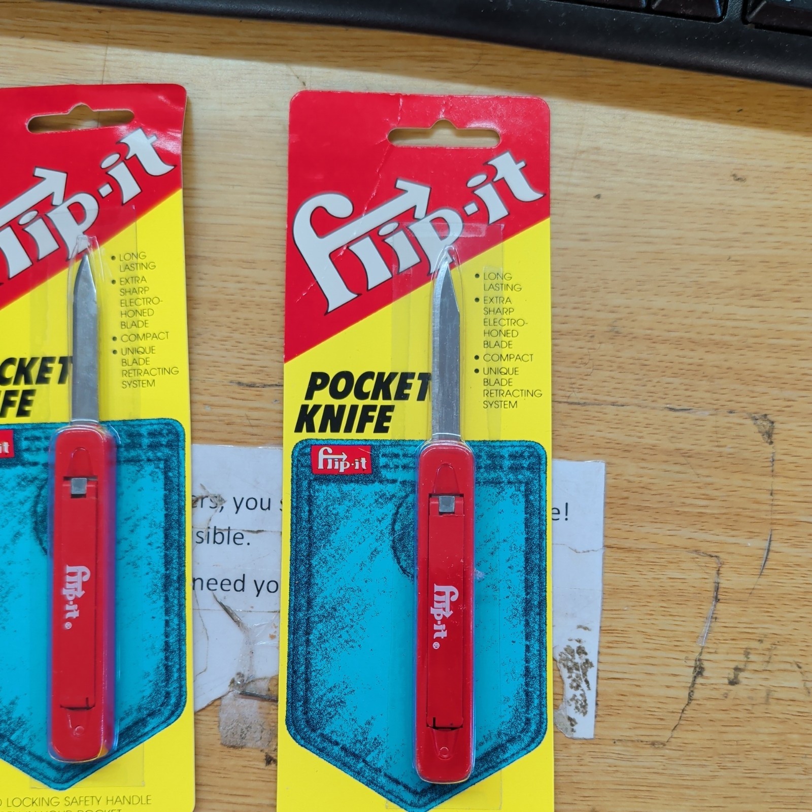 Flip-It Pocket Knife In Original Package 2in Blade 5 1/4 Overall red
