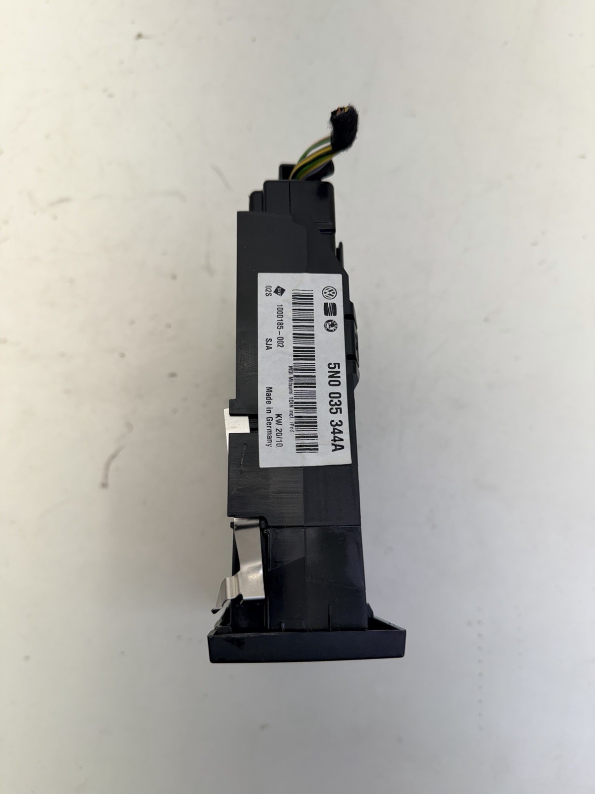 2010-2014 Volkswagen Jetta Sportwagen Input Interface Multimedia Module OEM.