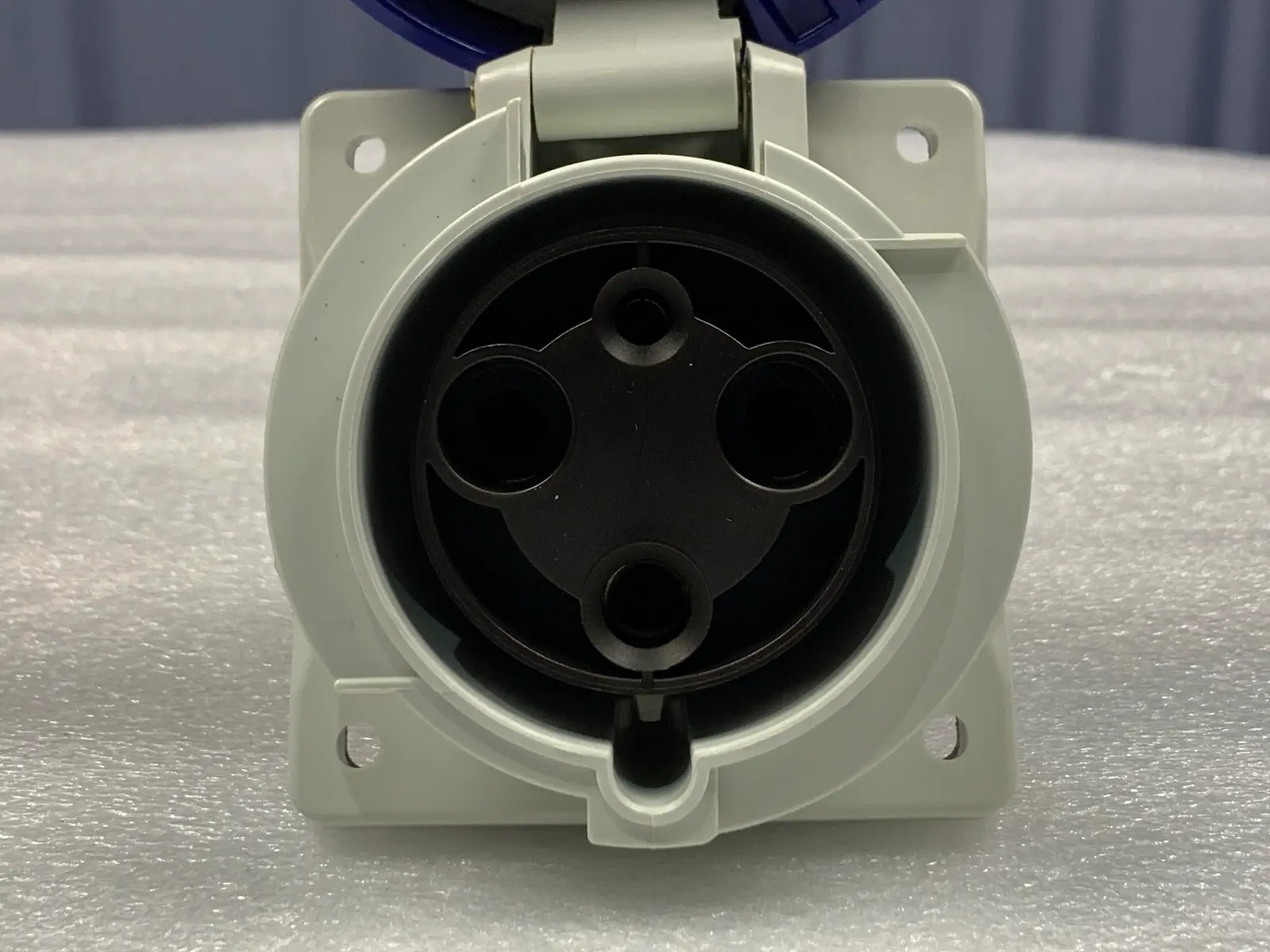 Scame 418.6363 Optima Flush Mount Socket 2P+E IP66/IP67 63A 6h