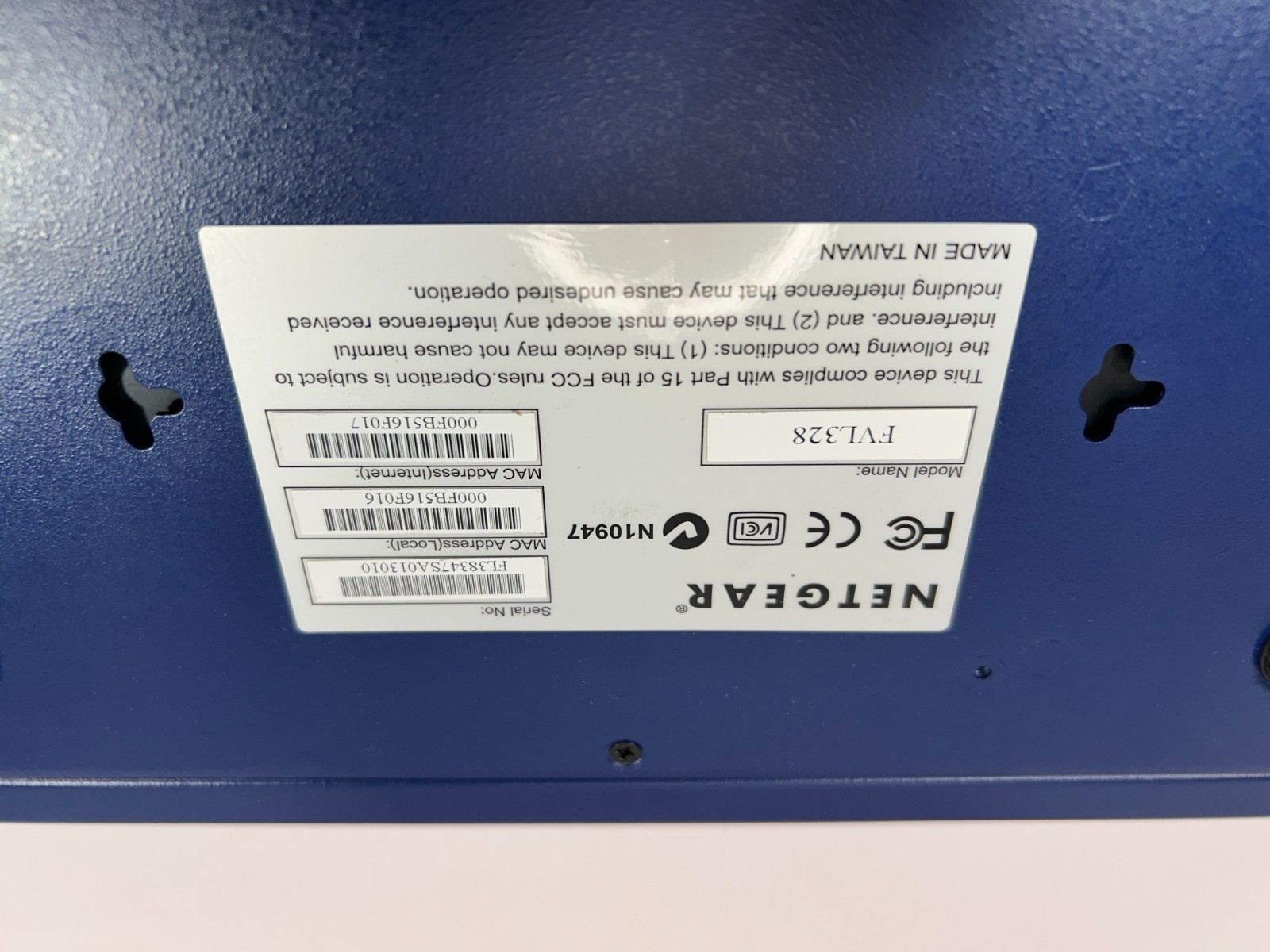Netgear Prosafe FVL328 Network VPN Firewall Router w/ Ethernet