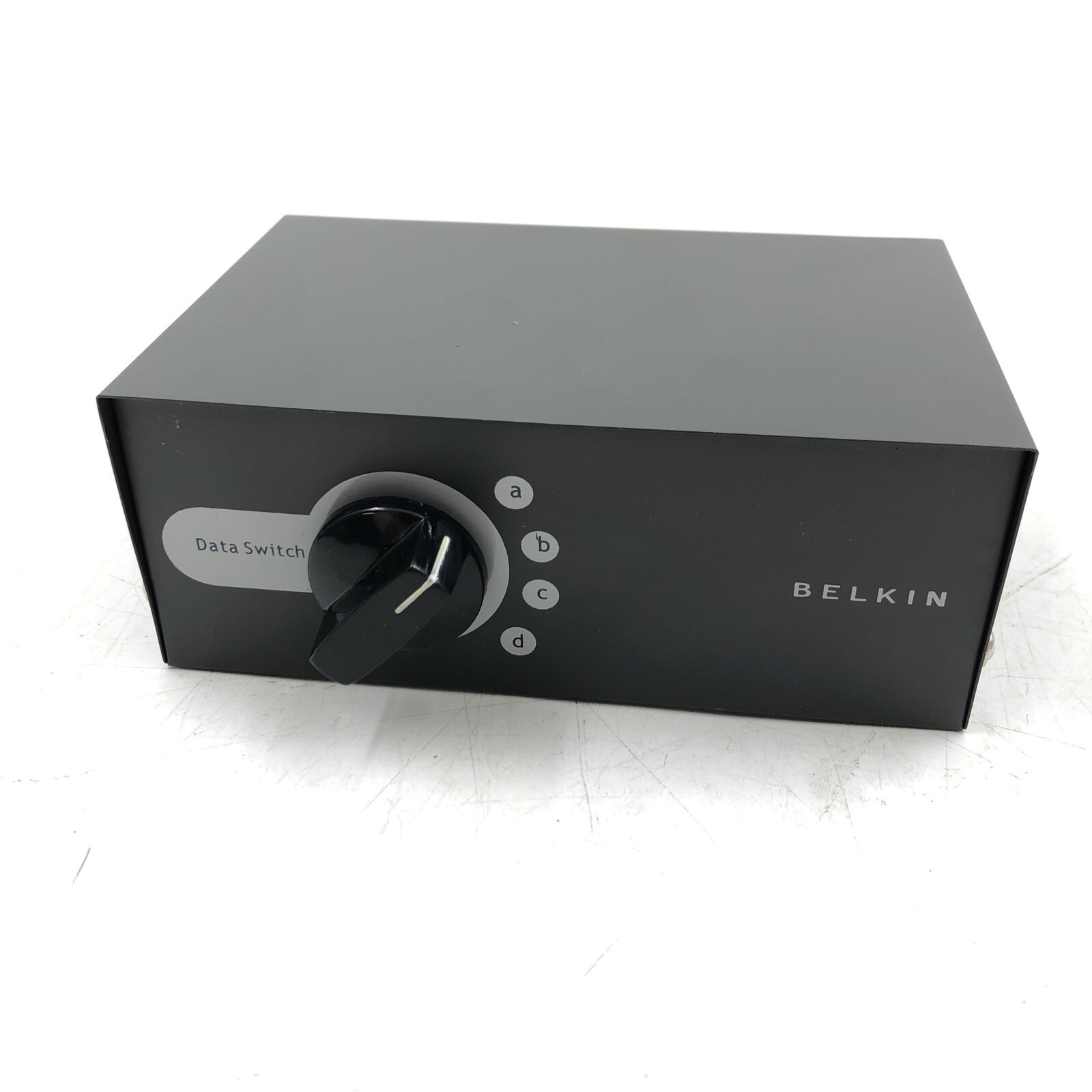 Belkin 4-Port Data Transfer data Switch P57143 UNTESTED IN BOX READ