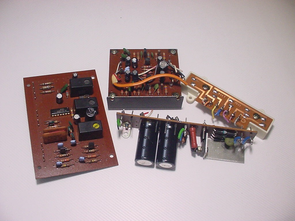 HARMAN KARDON 330B stereo receiver MISC 4-PARTS PCB LOT