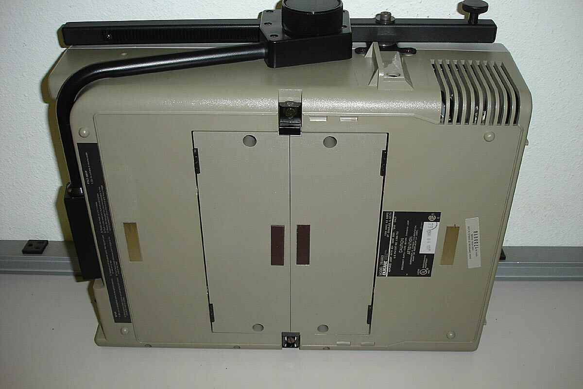 DuKane 663 Overhead Projector Mod 28A663 - 360 Watts - Excellent Condition