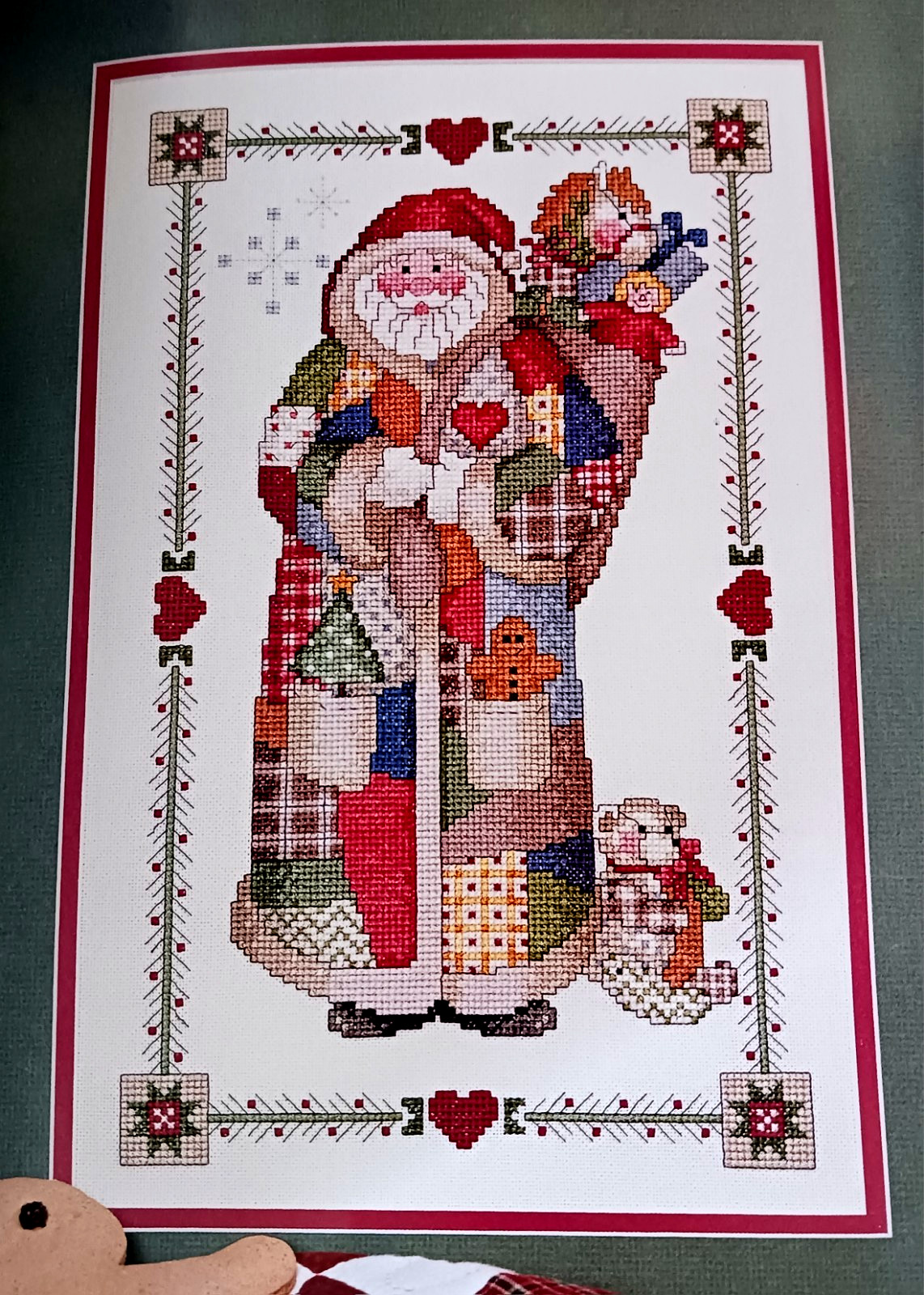 Cross Stitch Pattern CHRISTMAS PATCHES Santa Quilted Coat Toys Sandi Gore Evans