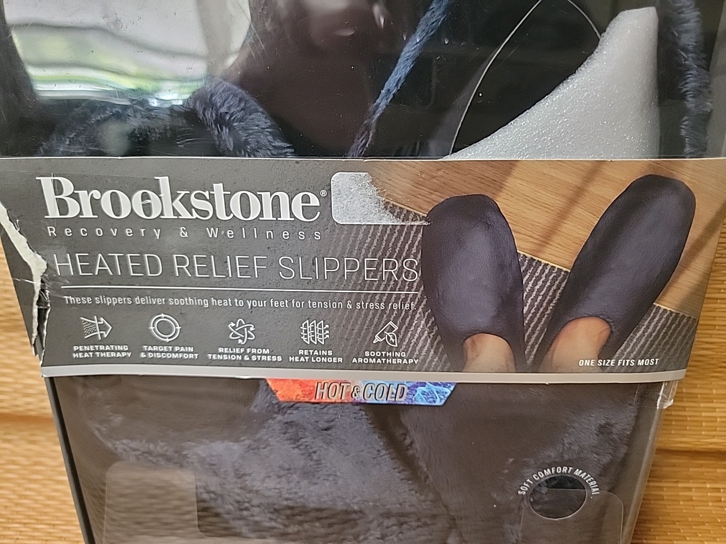 BROOKSTONE Thera-Spa Warming Slippers Cold/Hot Therapy BLUE one-size