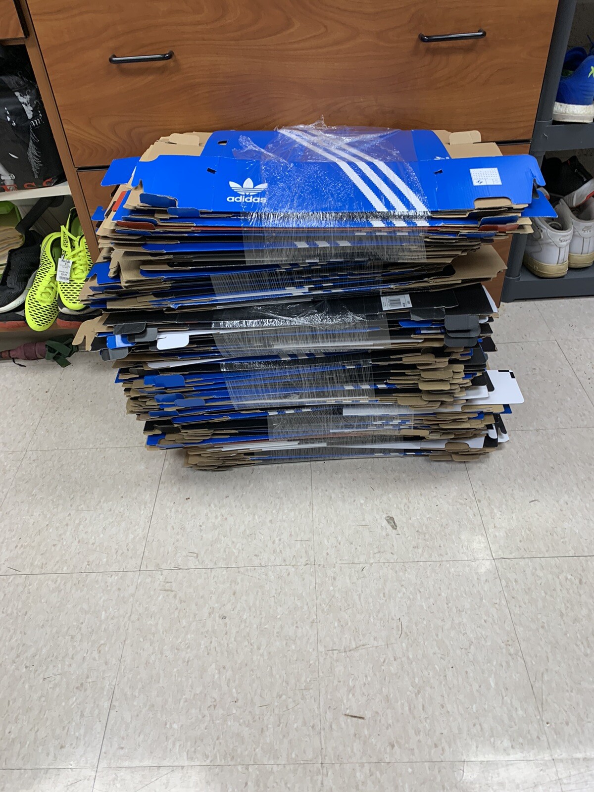 Lot Of Adidas 20 Shipping Empty Boost Replacement Shoes
