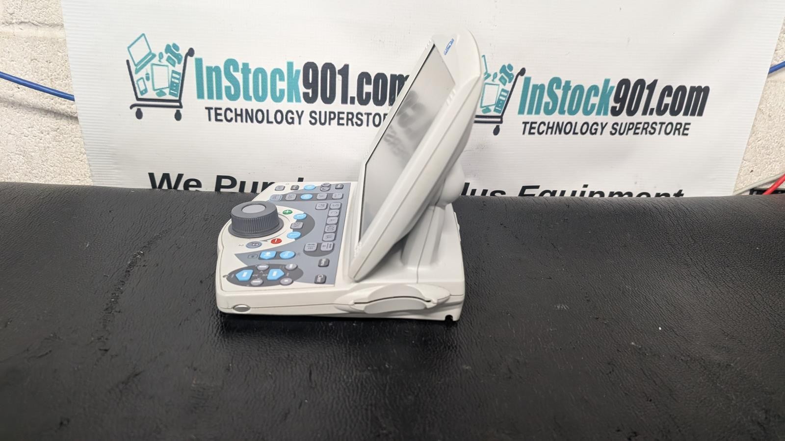 Nidek RT-5100 Refractor Controller - Control Box Only