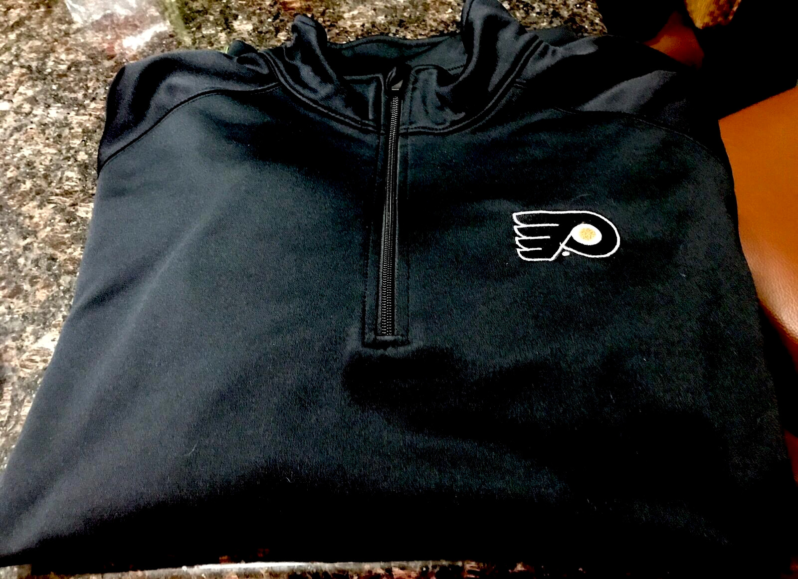 NEW Philadelphia Flyers 2xl XX  1/4 Zip Pullover Long Sleeve Shirt with Pockets