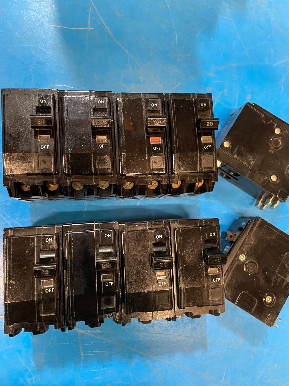 QO220 Square D Circuit Breaker (lot of 10) 20A 2 Pole