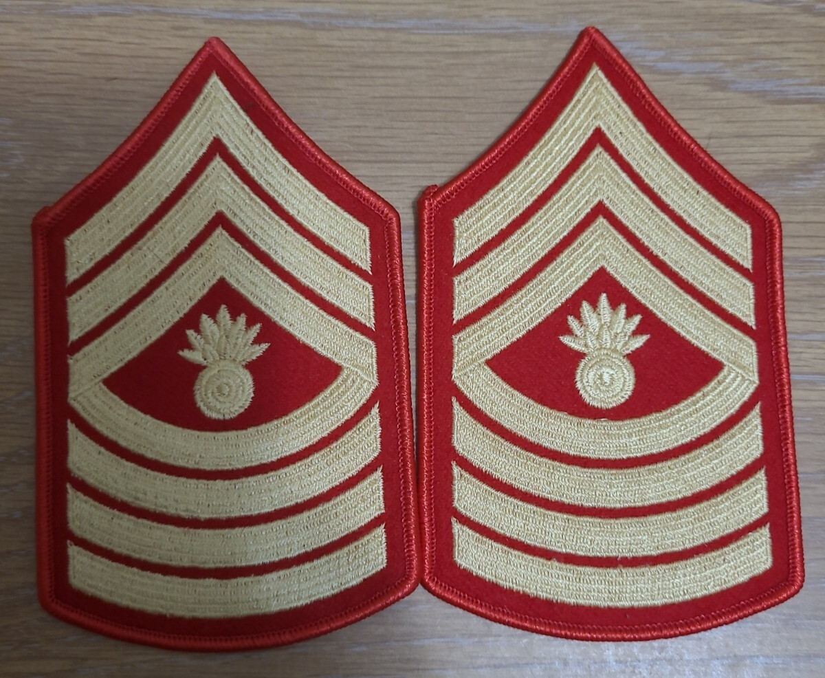 PAIR OF Female USMC E-9 MASTER GUNNERY SERGEANT CHEVRONS, Gold Red Dress Blues