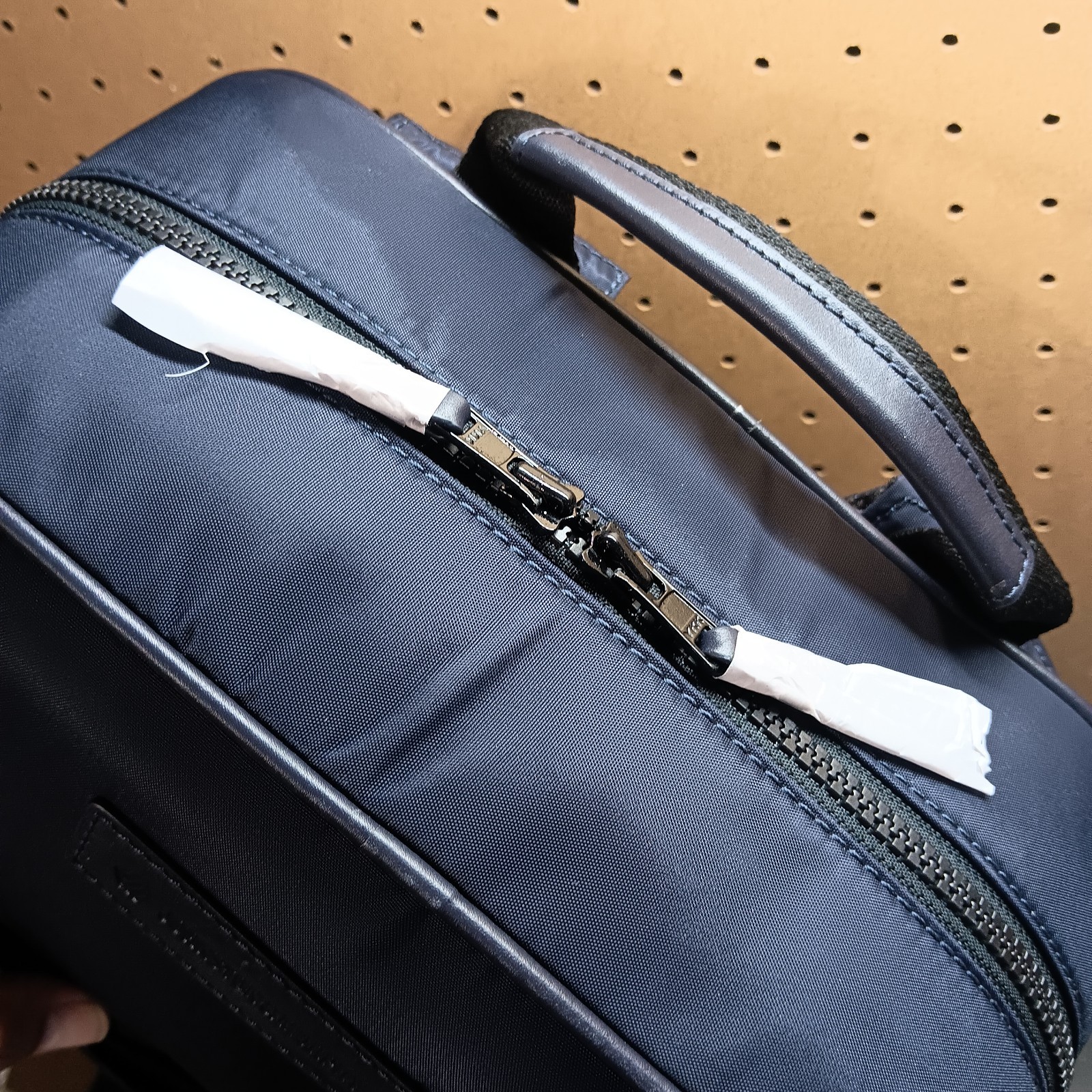 Johnston & Murphy Backpack Navy Blue Nylon Adjustable Straps Pockets New $245