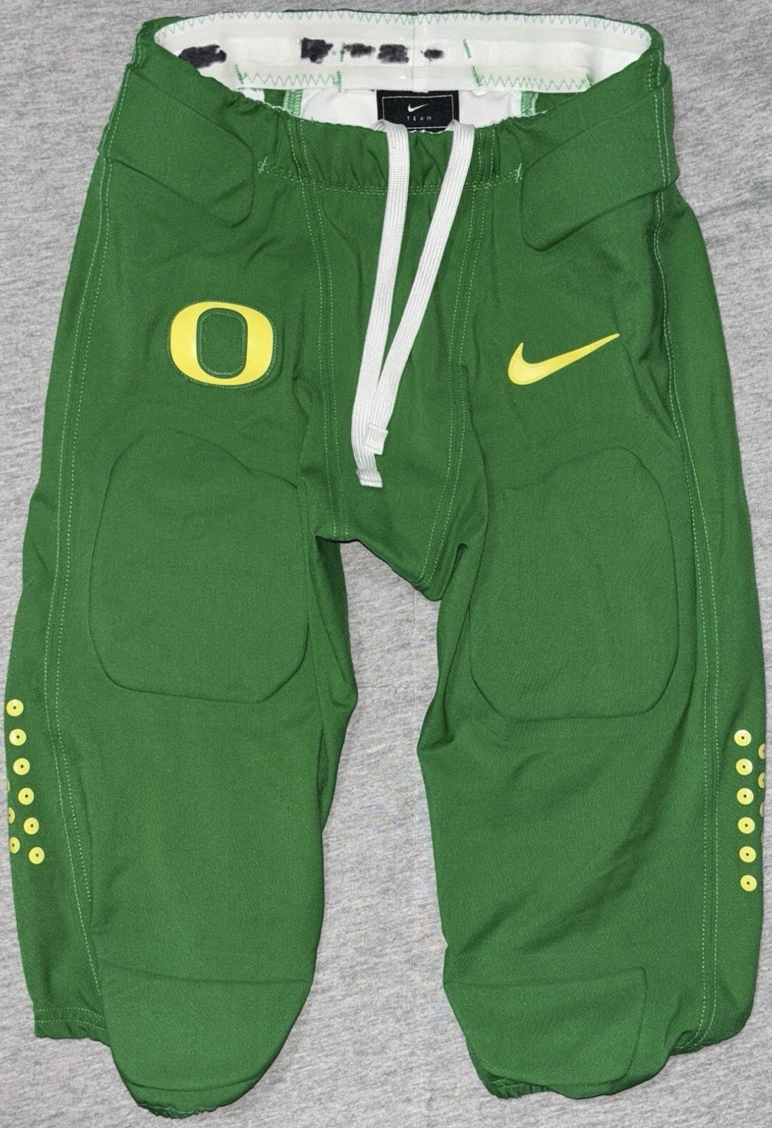 2021 OREGON DUCKS PE GAME WORN Apple Green & Yellow Nike Football Pants W/Pads