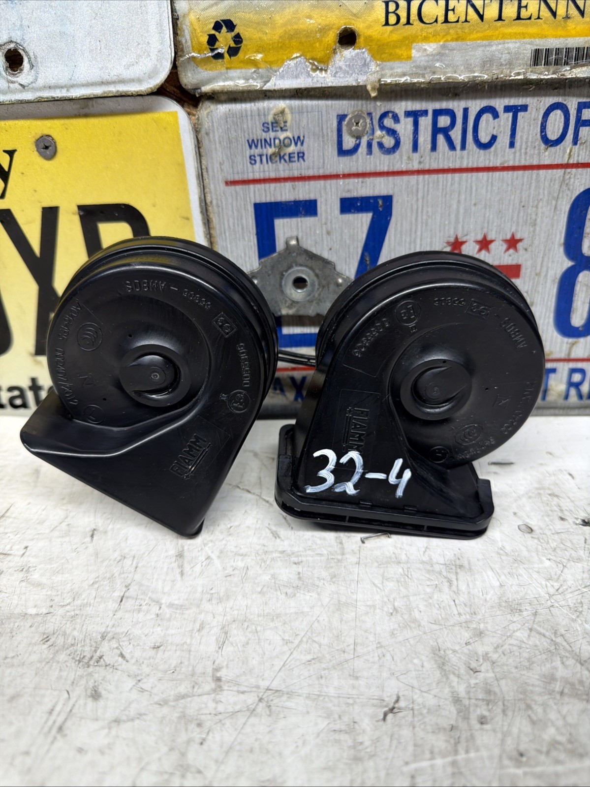 2015 Ford Taurus Limited Low High Horn Signal Alarm OEM A046495