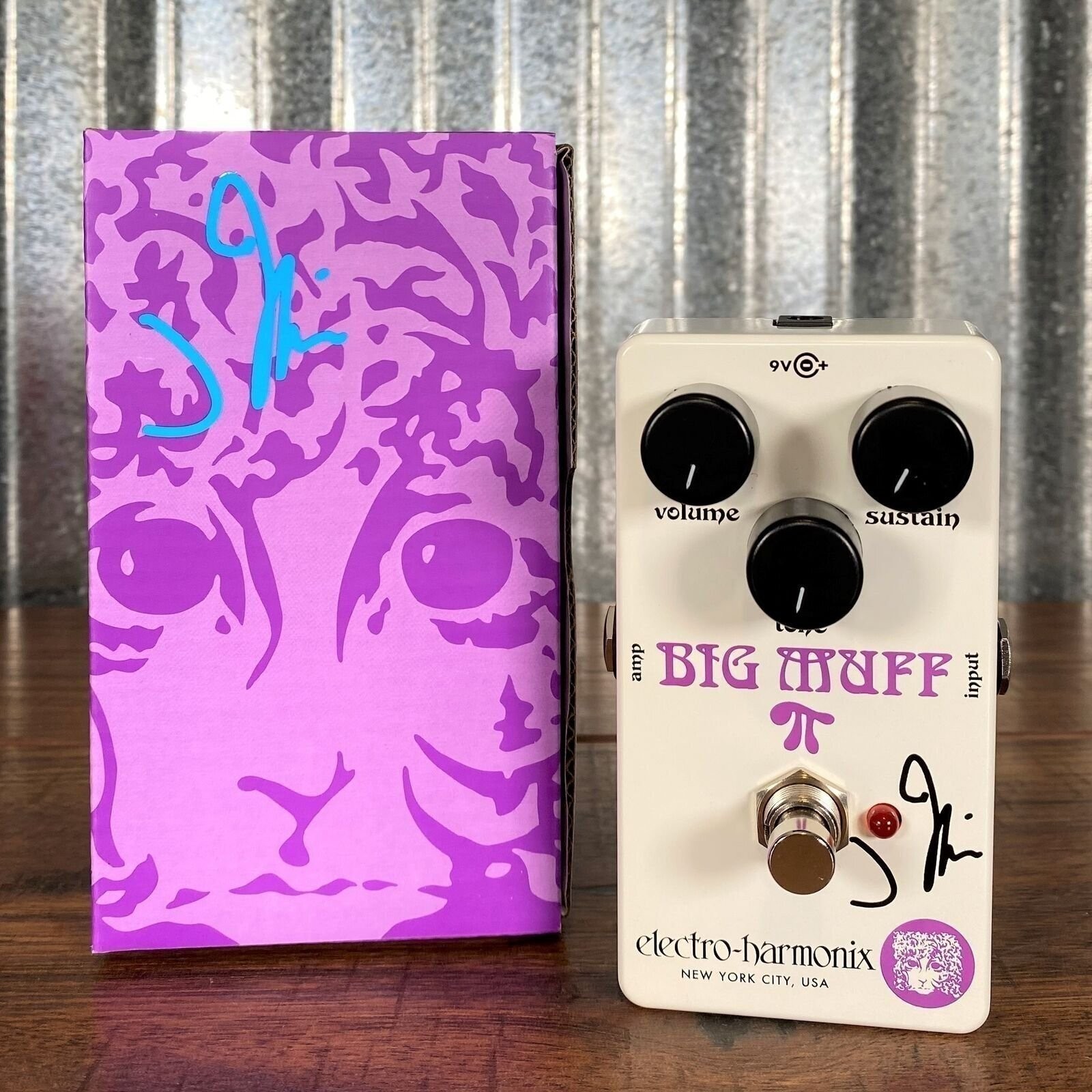 Electro-Harmonix EHX J Mascis Ram's Head Big Muff Pi Fuzz Guitar Effect Pedal