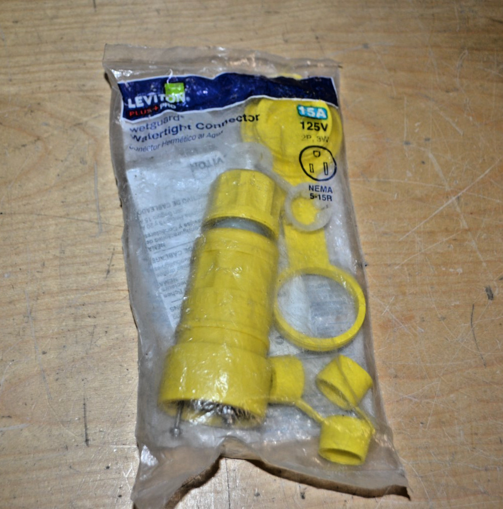 Leviton 15W47 Wet Guard Watertight Connector ~ R61-15W47-YPB ~ NEW  ~  (j)