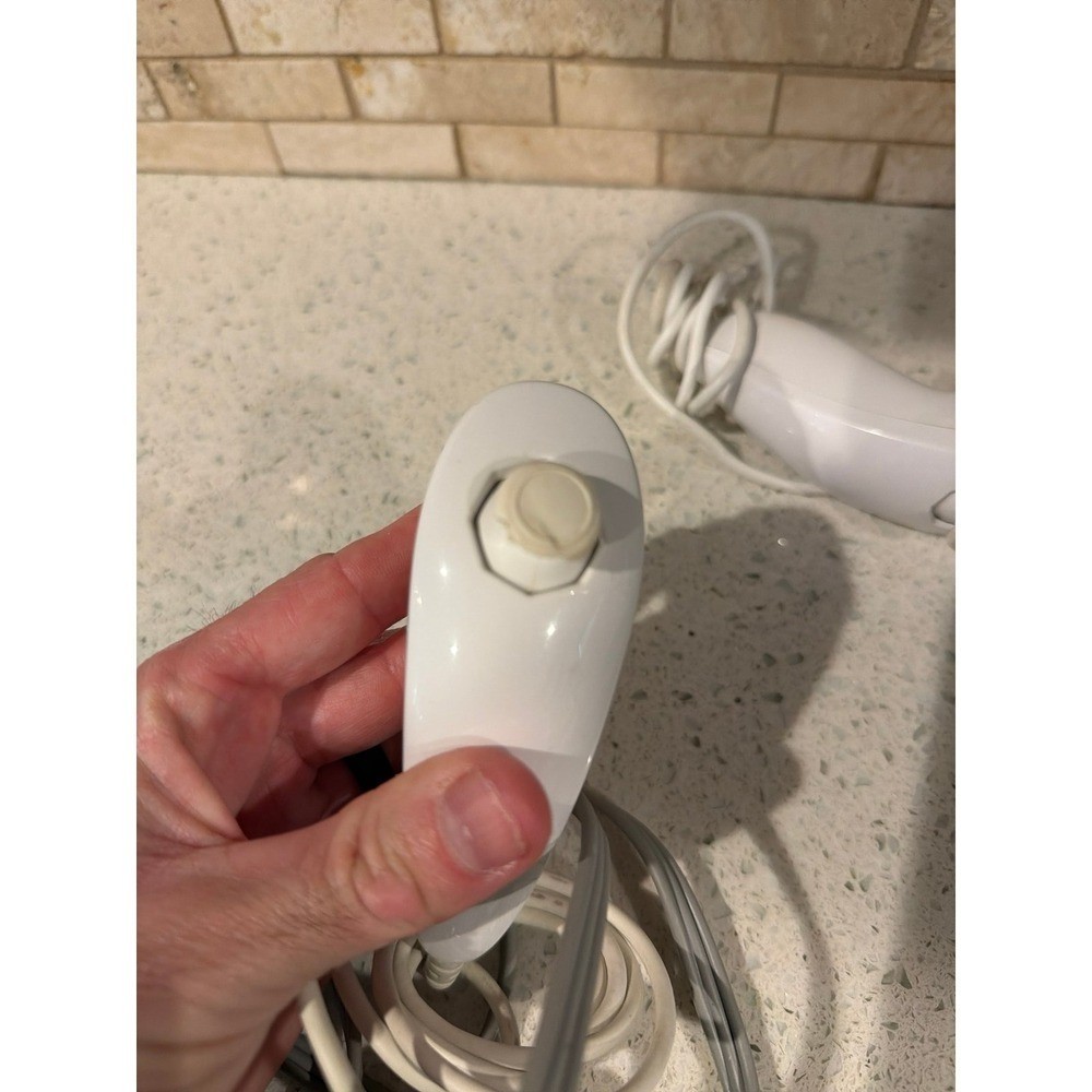 Nintendo Wii Console Bundle with Accessories