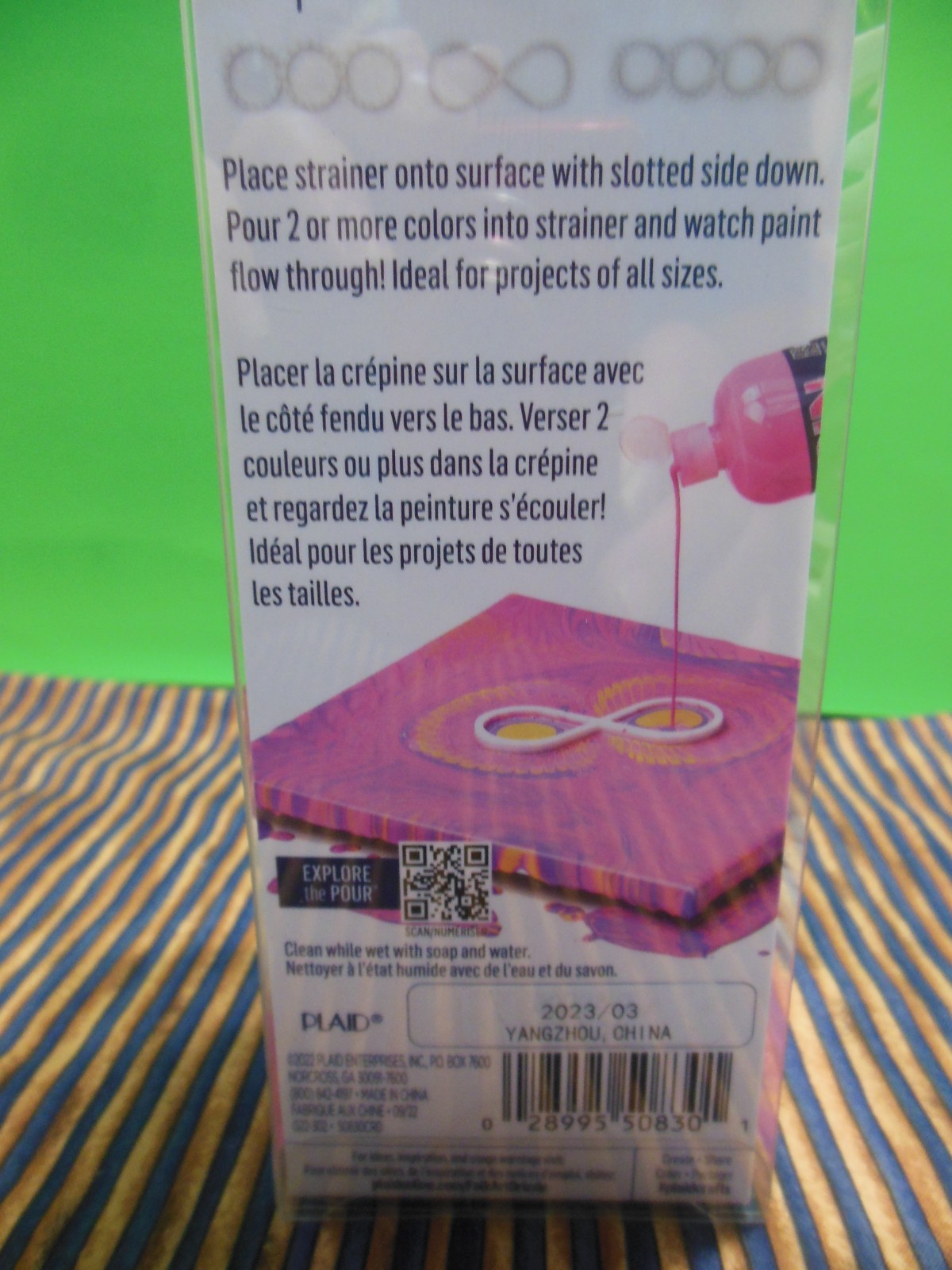 Plaid Strainer Set Painting kit complete 3 pcs Paint flows through ,see descrip