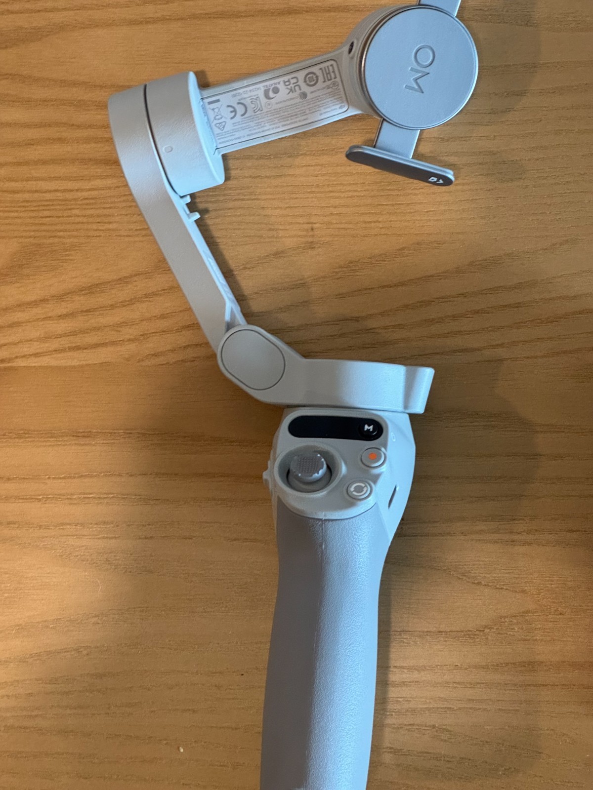 DJI Osmo Mobile SE 3-Axis Smartphone Gimbal Stabilizer – Foldable, ActiveTrack –