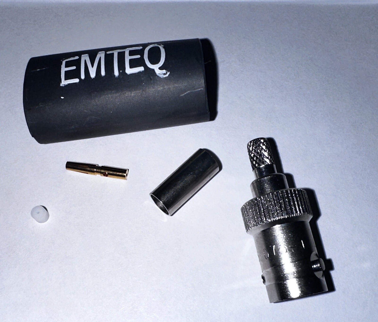 ES-105-3   In-Line Jack  BNC- New Surplus