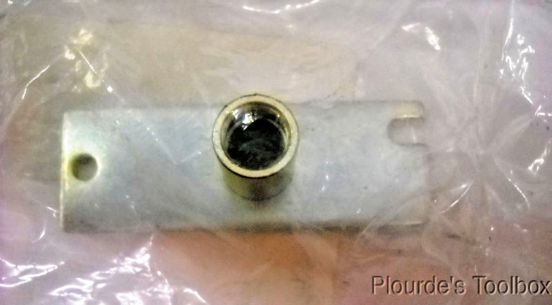 New Thomas & Betts Baso Gas Flame Sensor Bracket, Y59DD-1, 044678