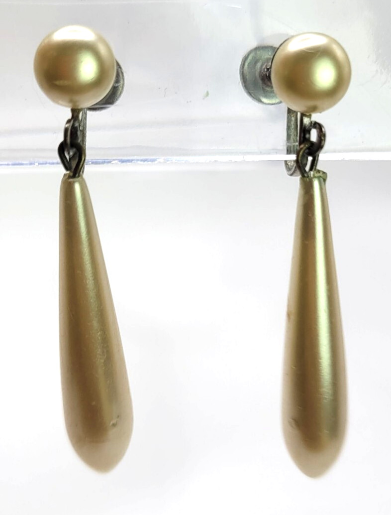 Vintage Dangle Earrings Faux Pearl