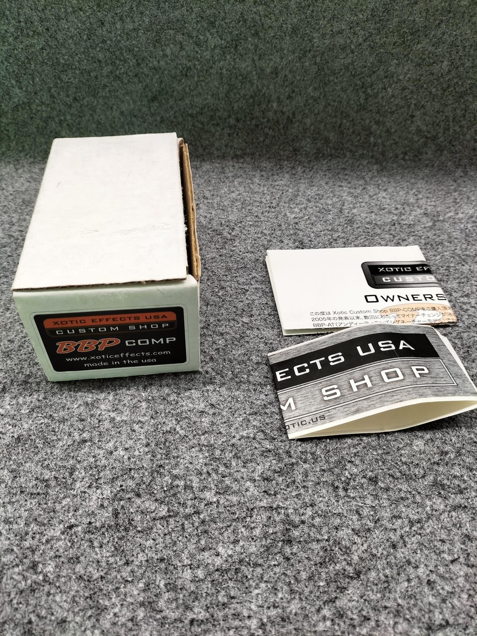 XOTIC BB PRE COMP Guitar Preamp Effect Pedal with Compressor, Box & Manual