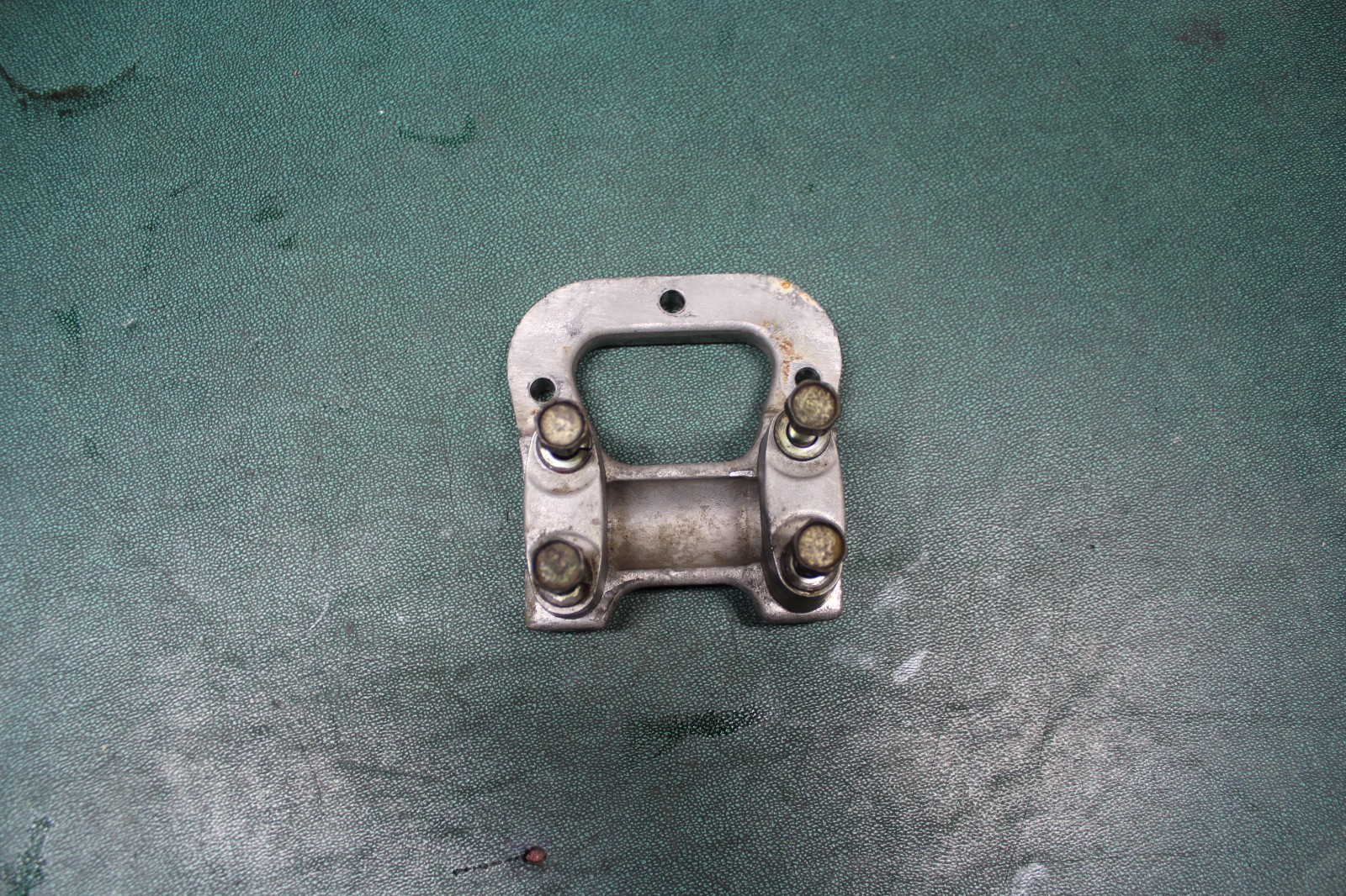 1991 Yamaha Exciter LE II 570 Handlebar clamp  EX570E 2