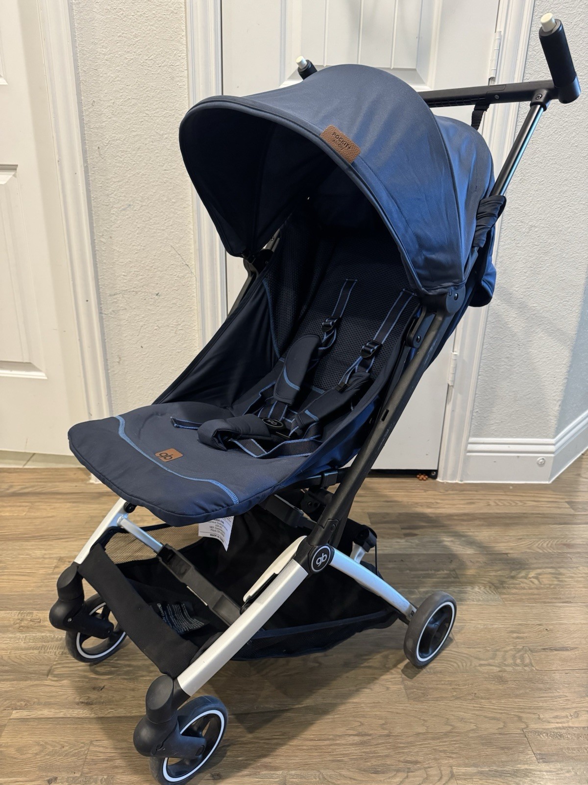 gb Pockit+ All-City Lightweight Single Stroller Blue Five-Point Harness